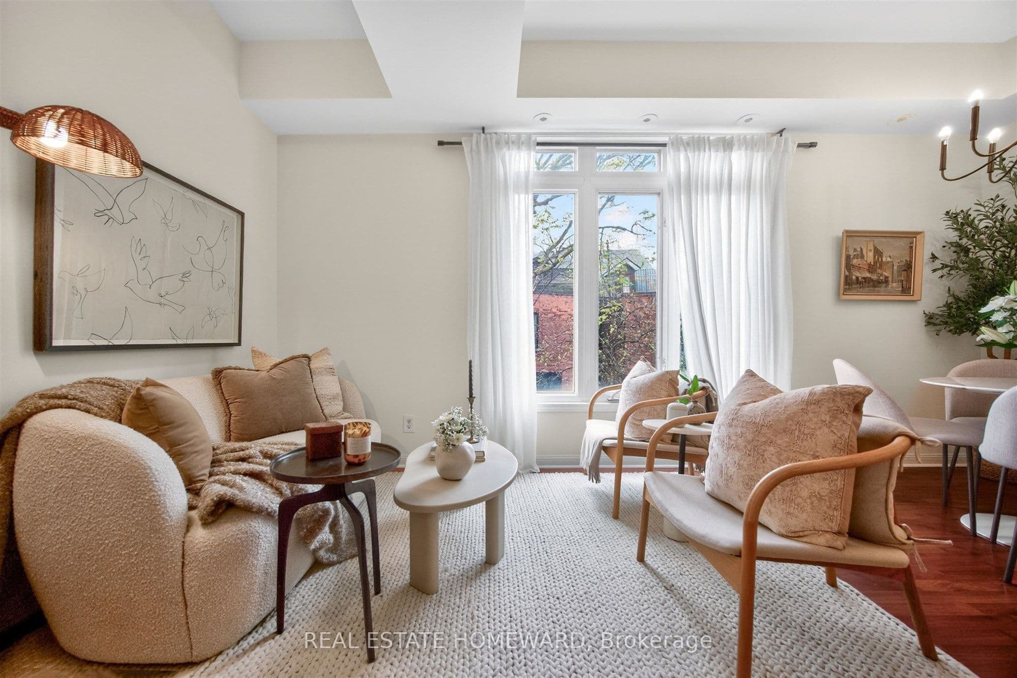 Unit 32 88 Carr Street photo 1