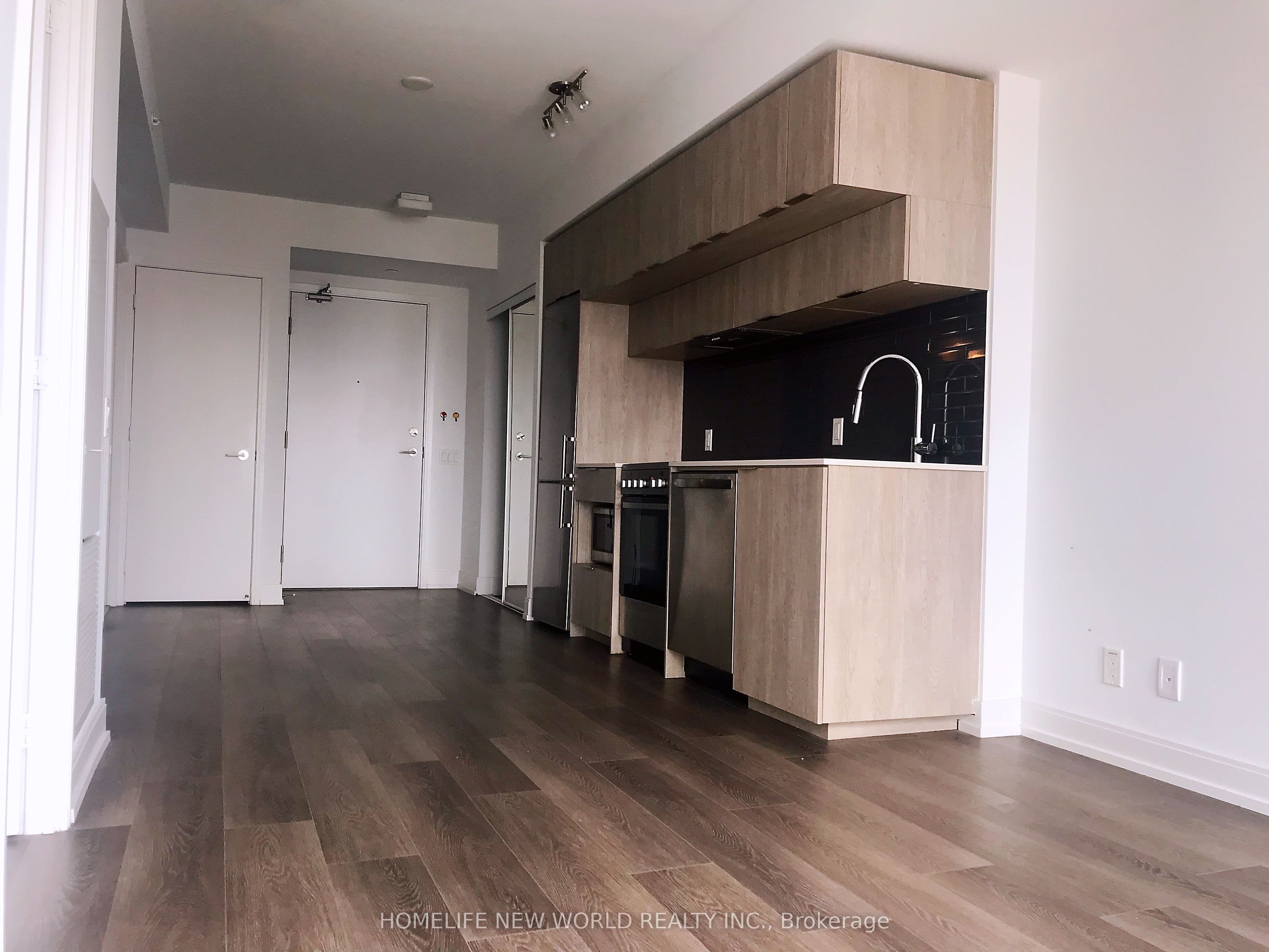 Unit 1806 181 Dundas Street photo 1