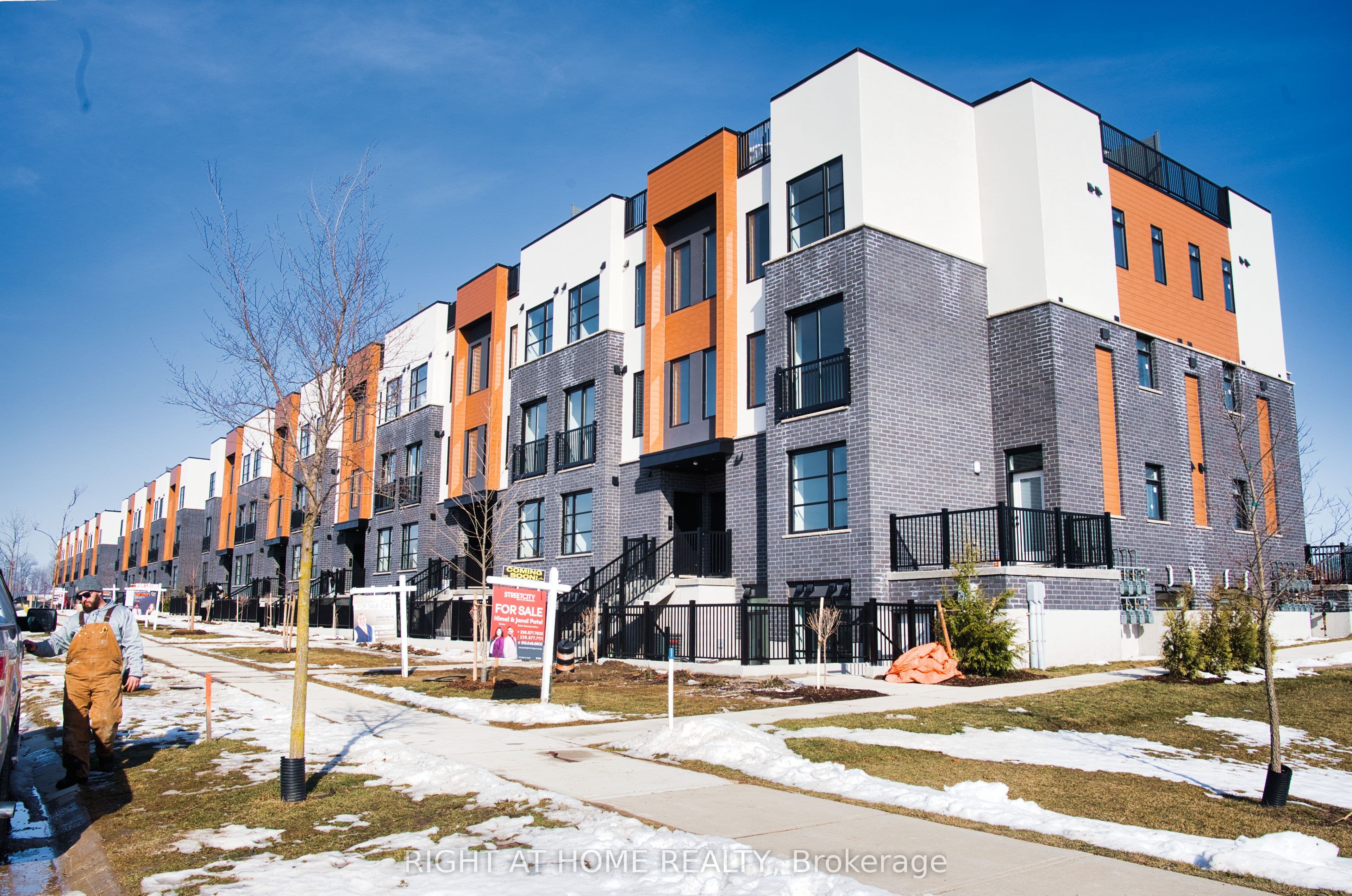 Unit 105 3900 Savoy Street photo 1