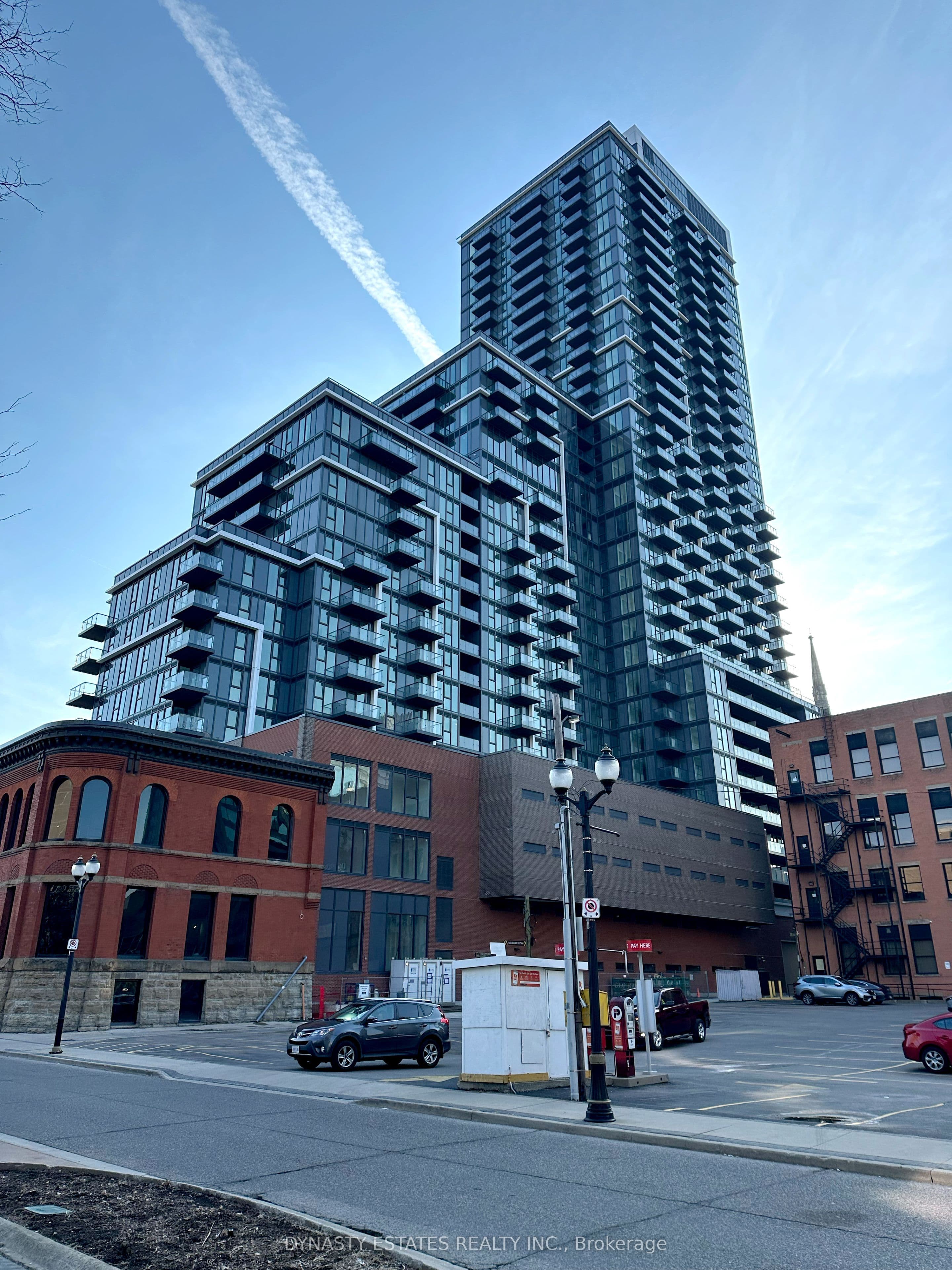 Unit 908 75 James Street photo 1
