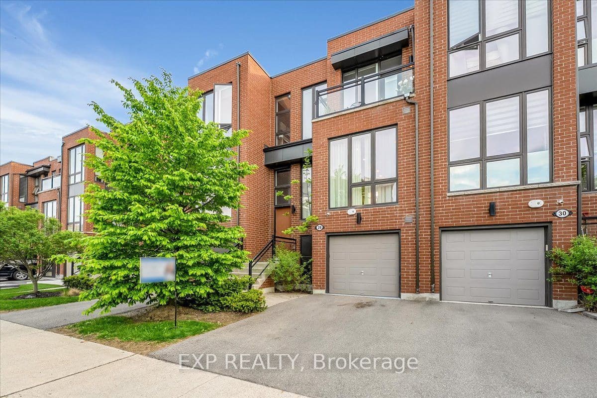28 Crestridge Drive photo 1