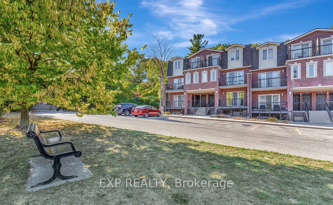 45 cedar hill Crescent photo 1