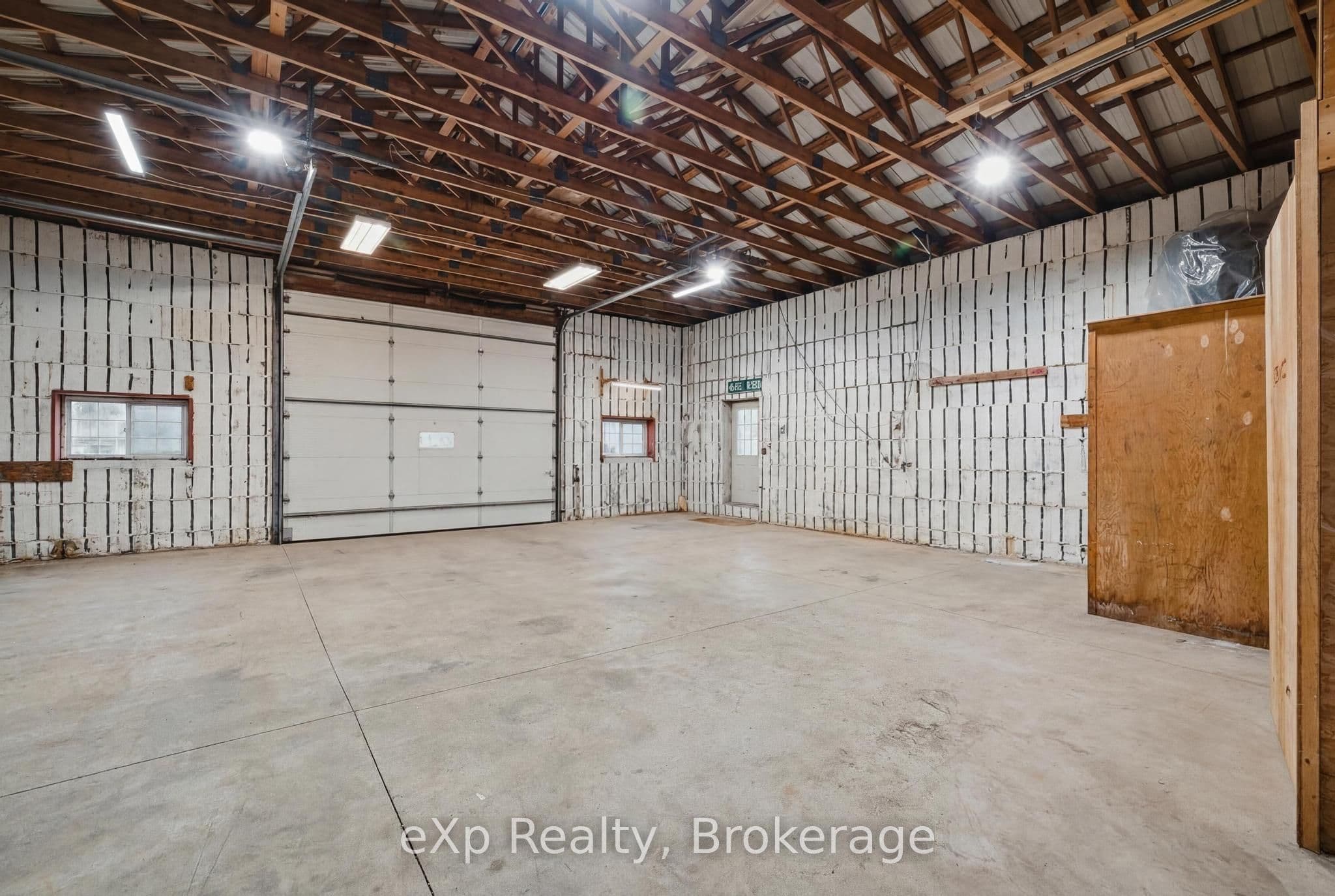226421 Southgate 22 Road photo 1