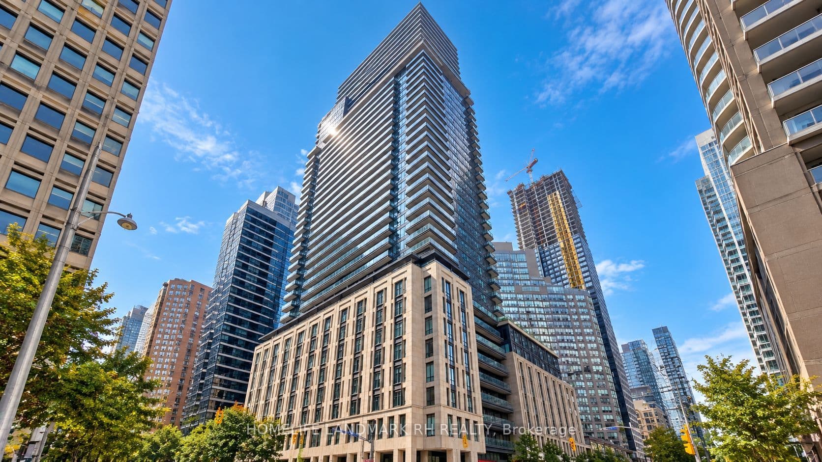 Unit 3118 955 bay Street photo 1