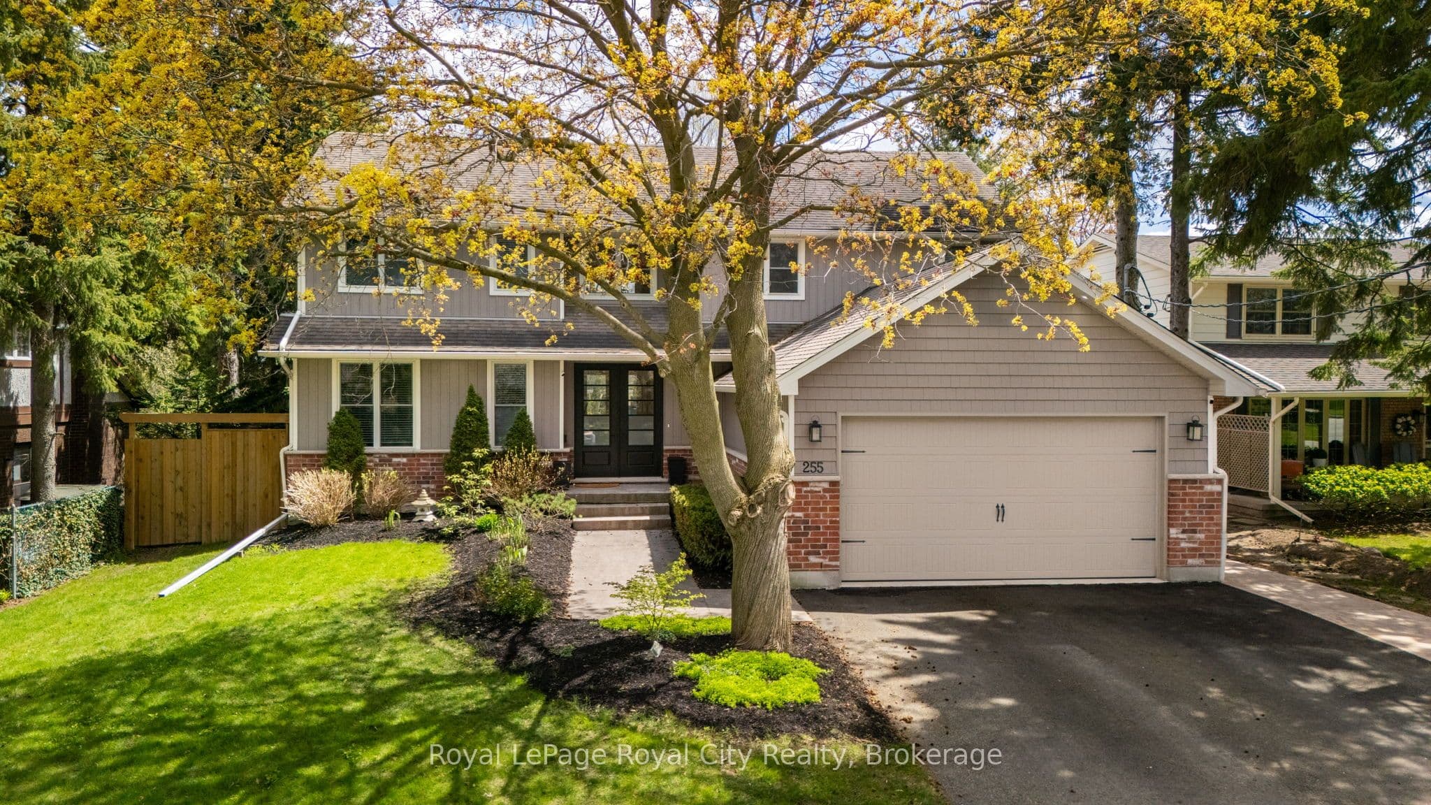 255 Normandy Avenue photo 1