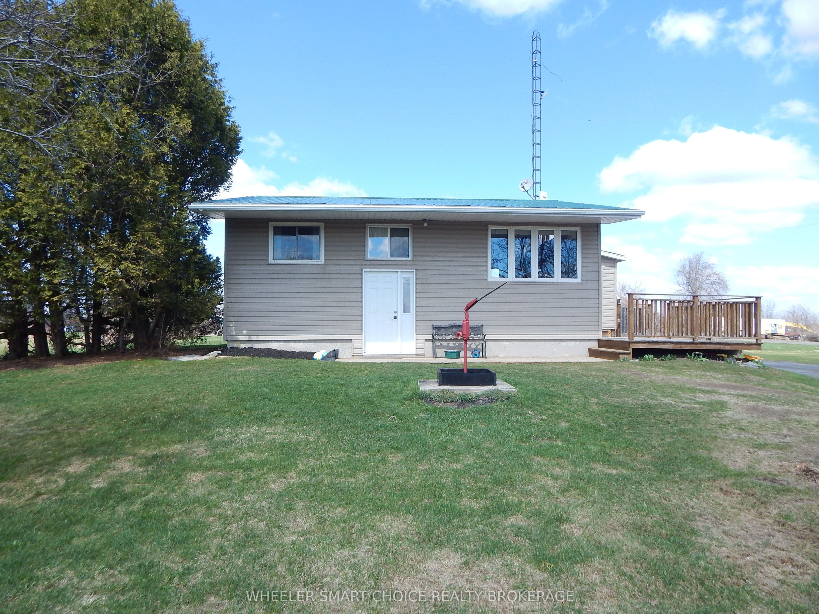 16935 Duffs Corners Road photo 1