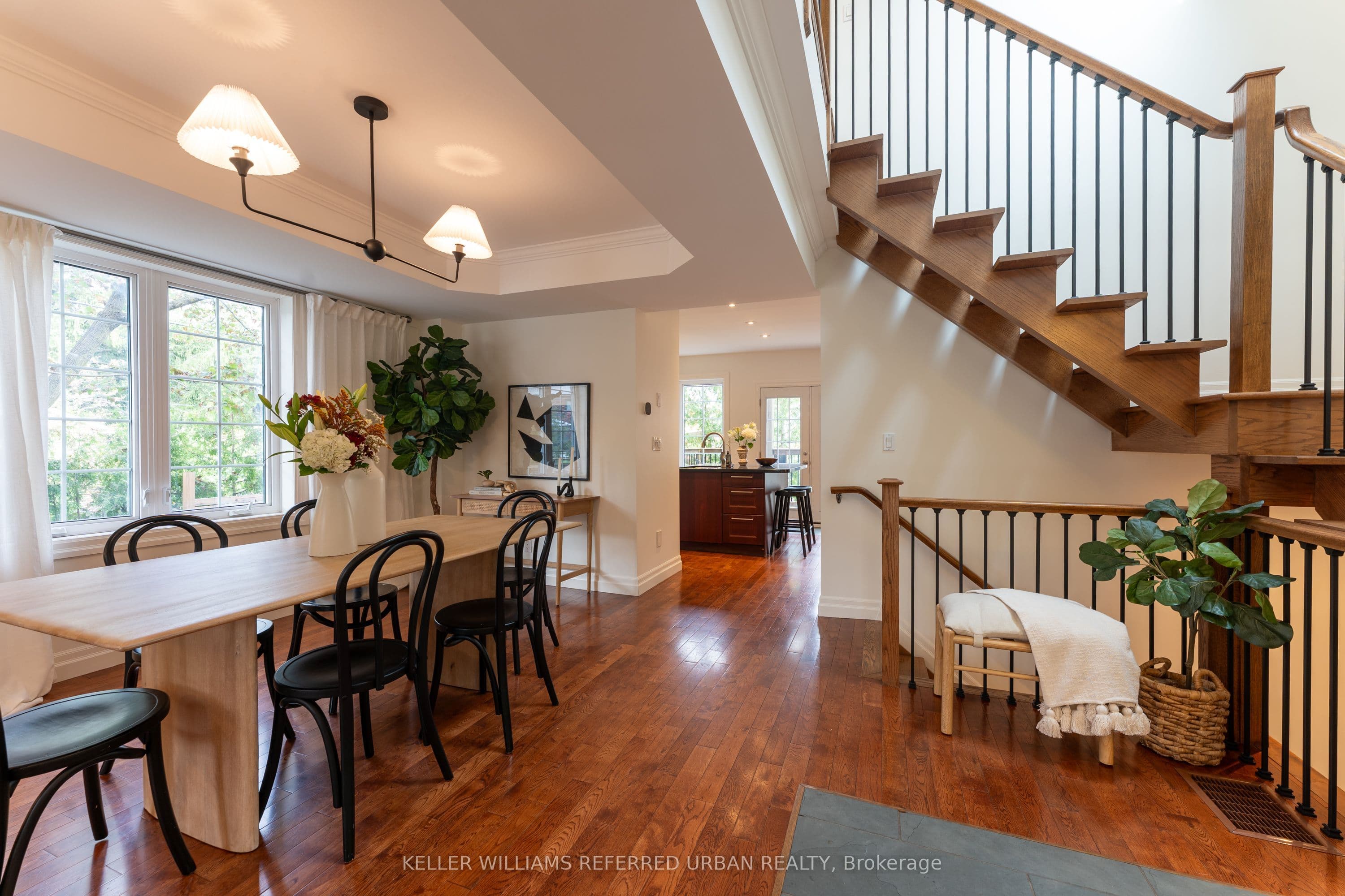 77 Oak Park Avenue photo 1