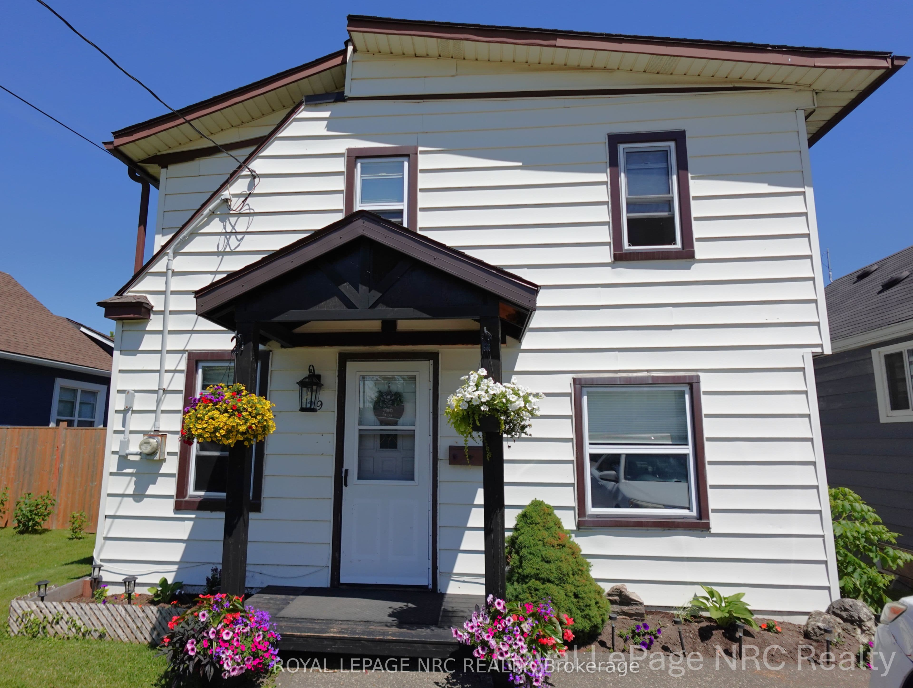 29 Wellington Street photo 1