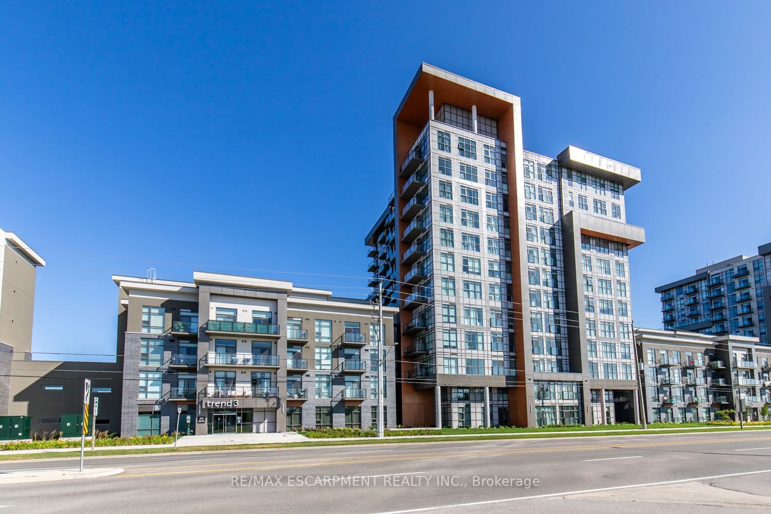 Unit 904 470 Dundas Street photo 1