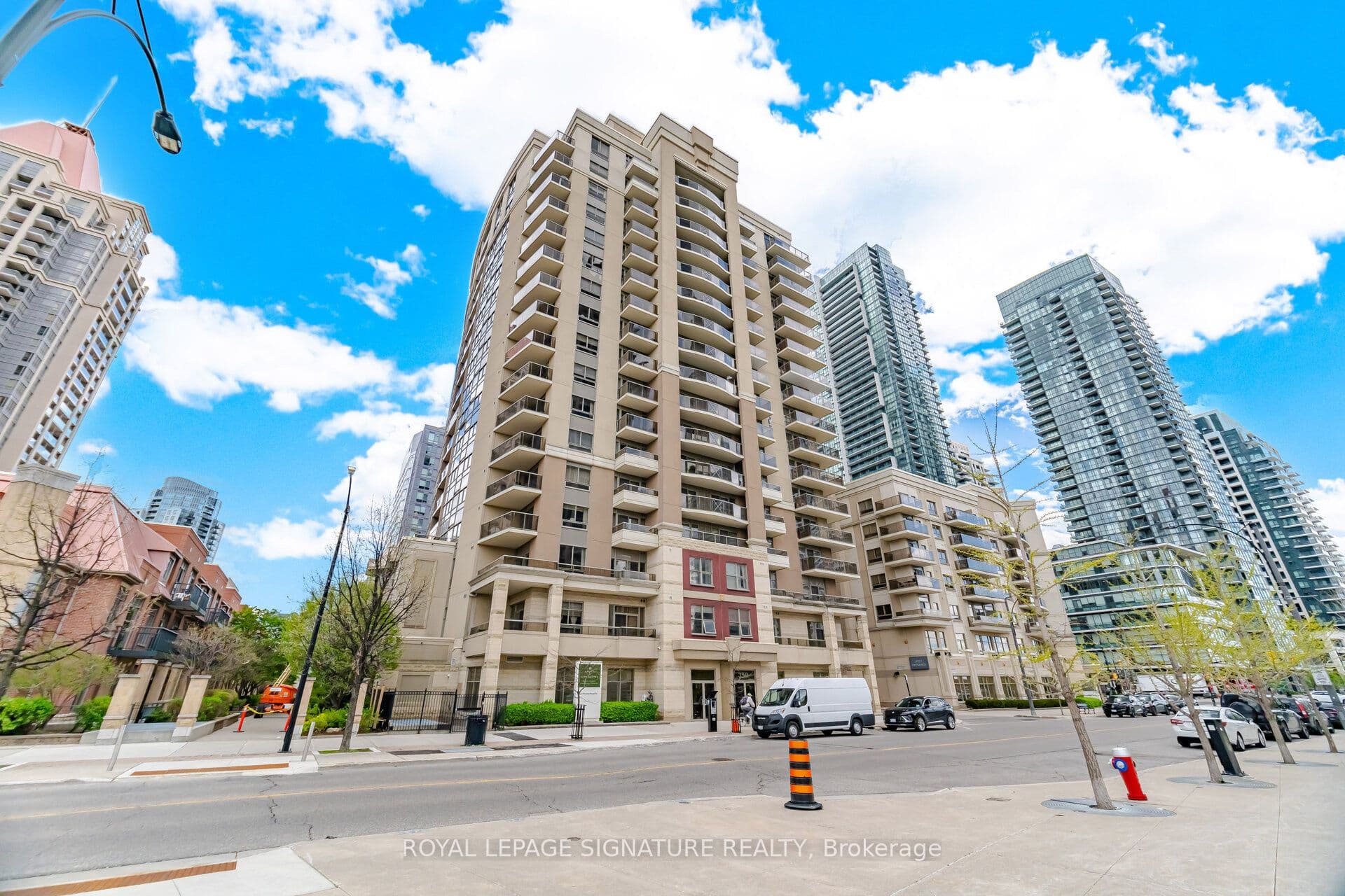 Unit 1508 350 Princess Royal Drive photo 1