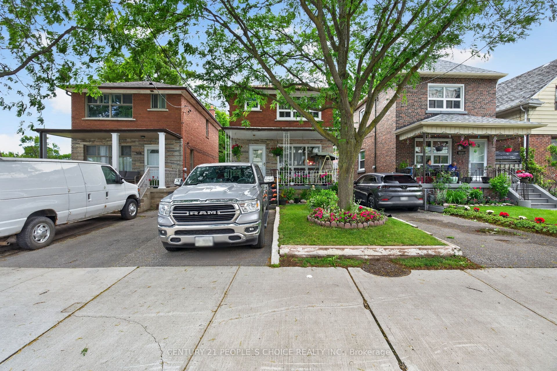 750 Jane Street photo 1