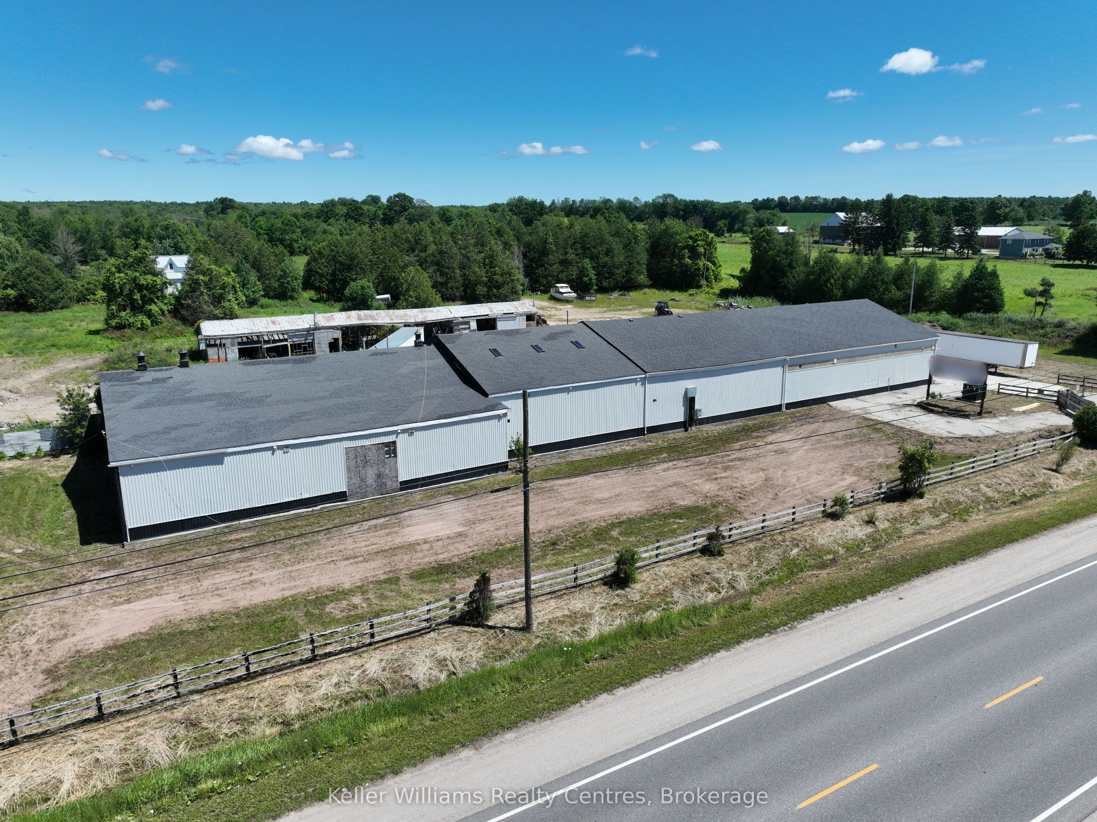 317505 Highway 6&10 N/A photo 1