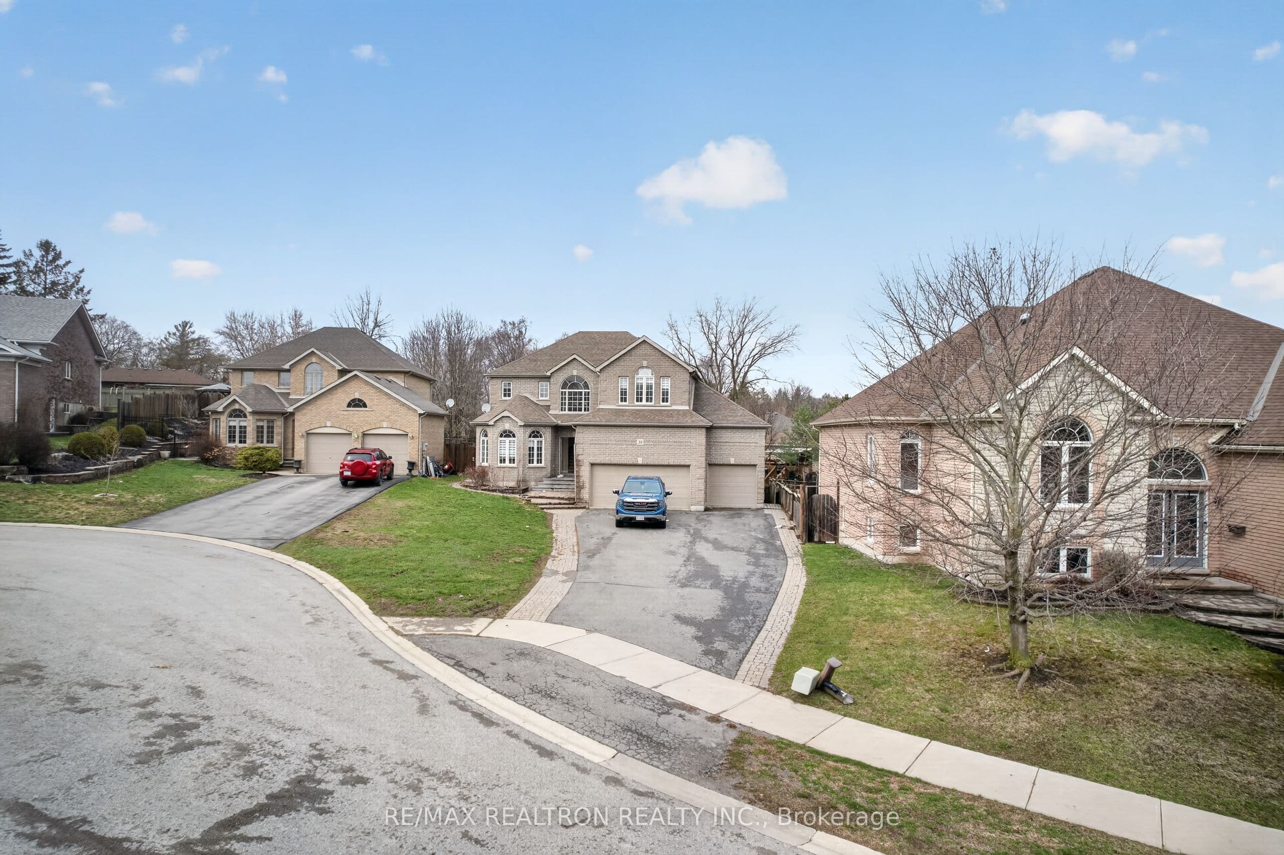 20 Magnolia Court photo 1