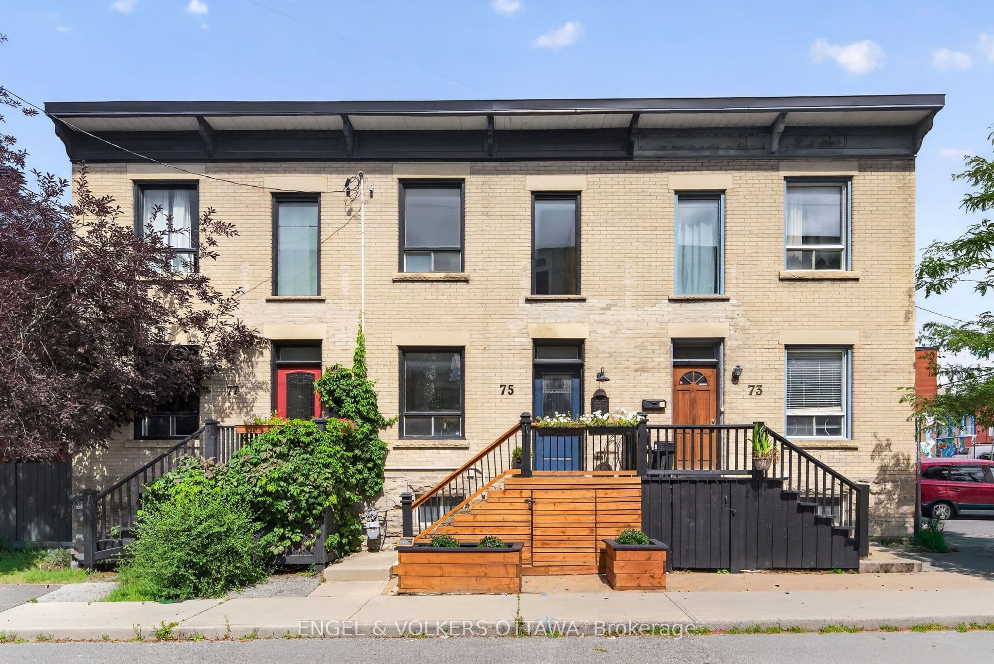 75 Eccles Street photo 1