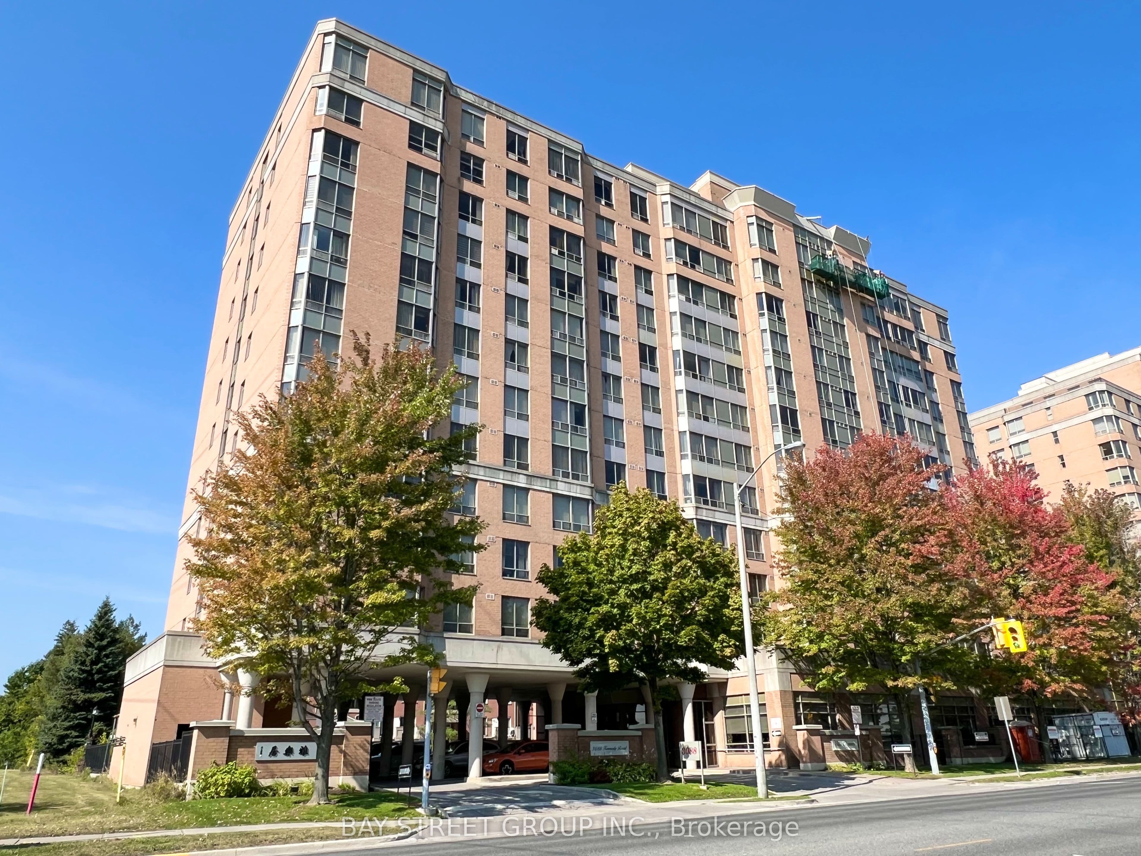 Unit 1102 3088 Kennedy Road photo 1