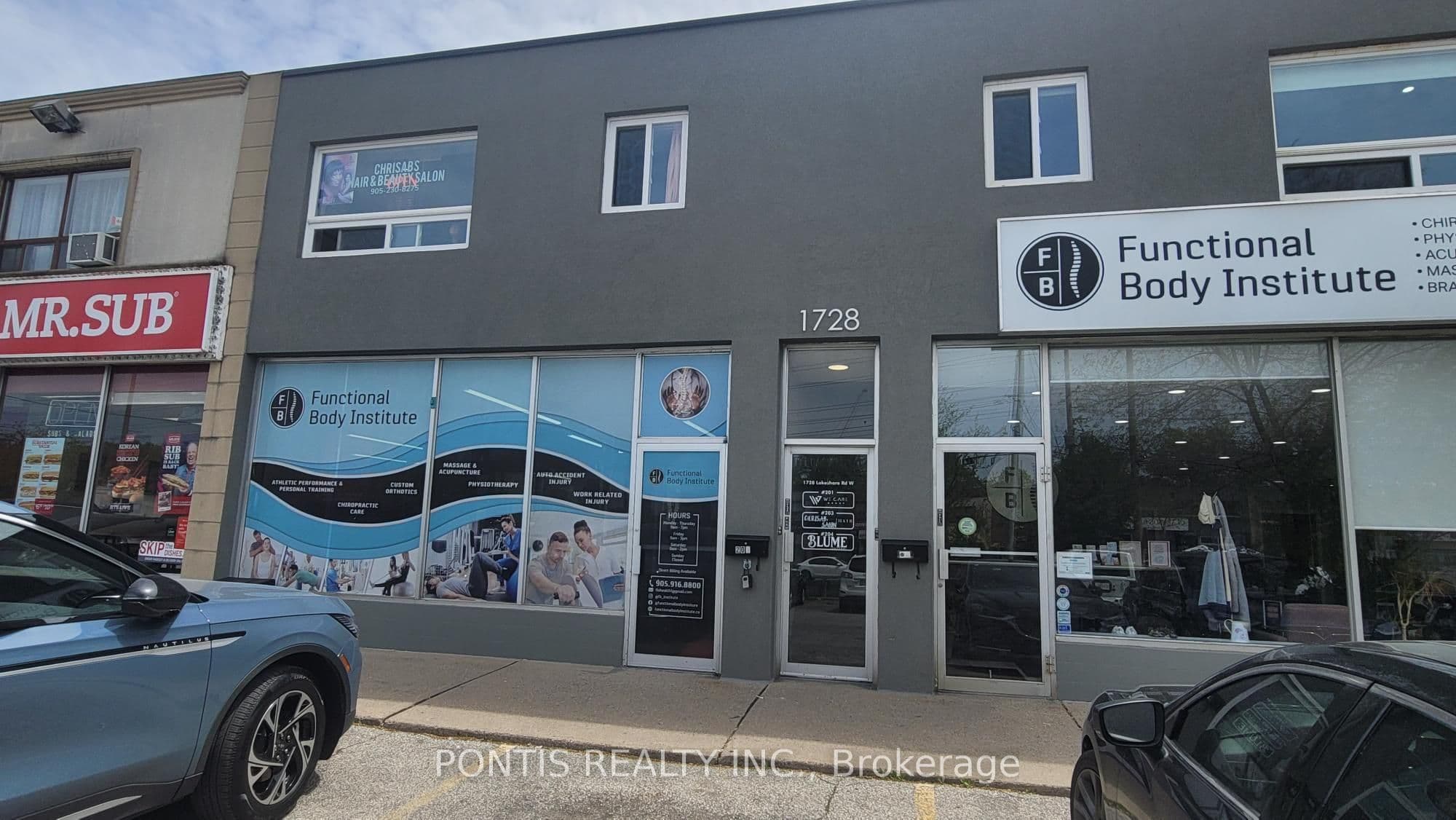 1728 LAKESHORE Road photo 1