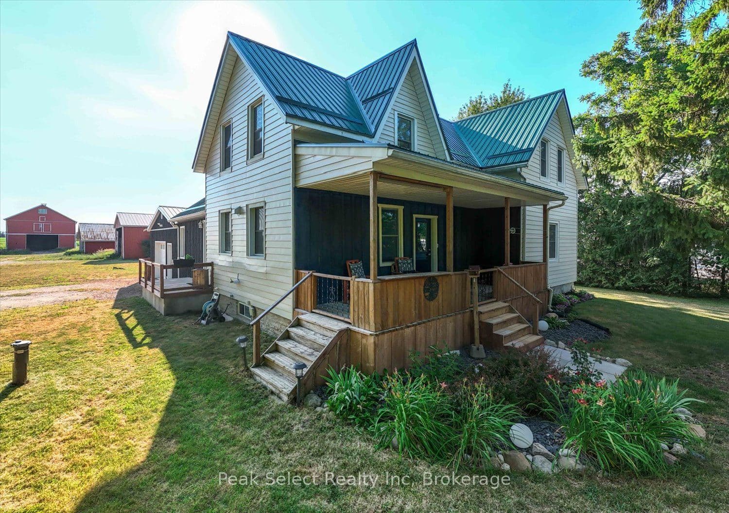 23547 Wellburn Road photo 1