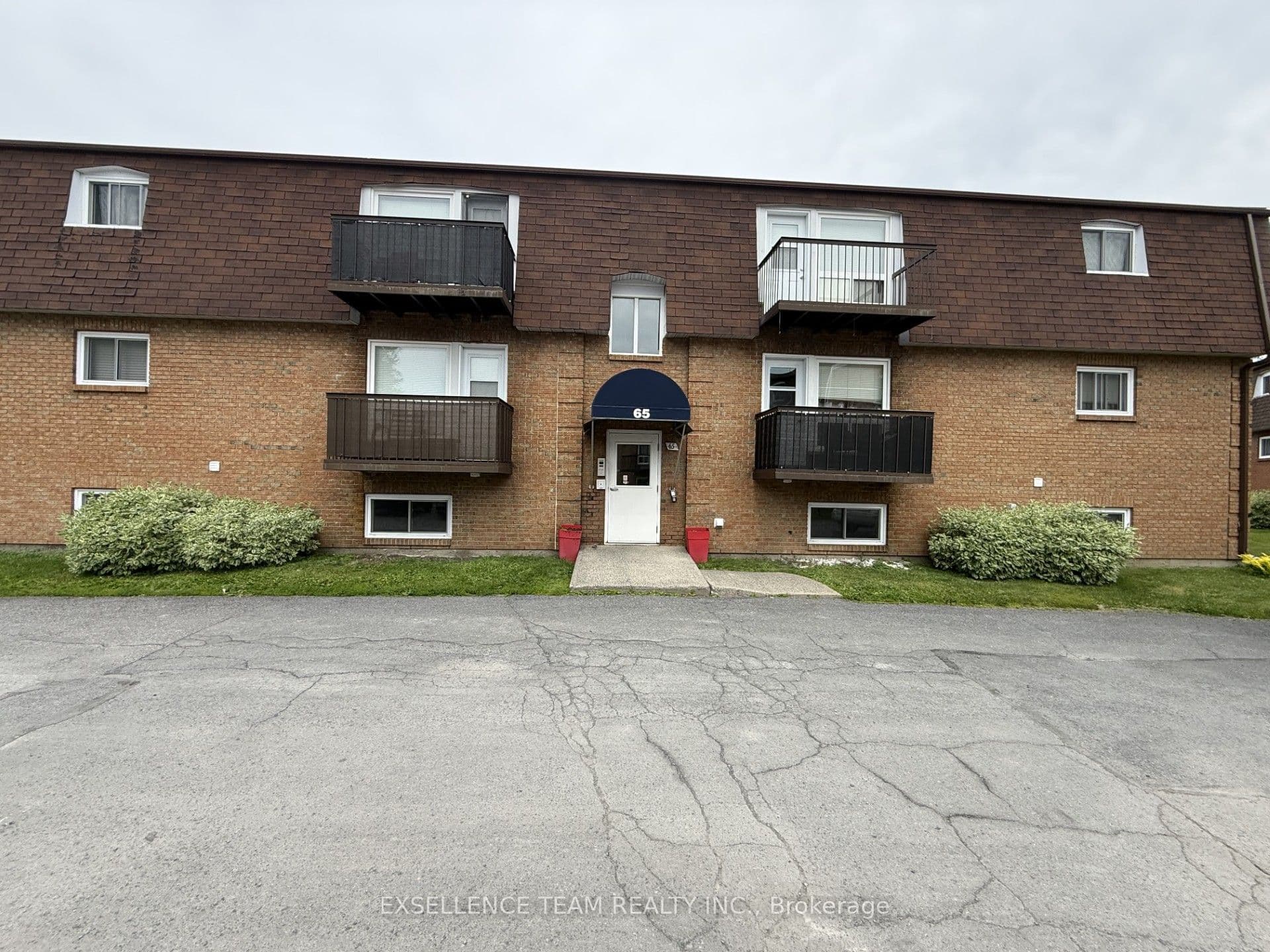 Unit 3 65 Race Street photo 1