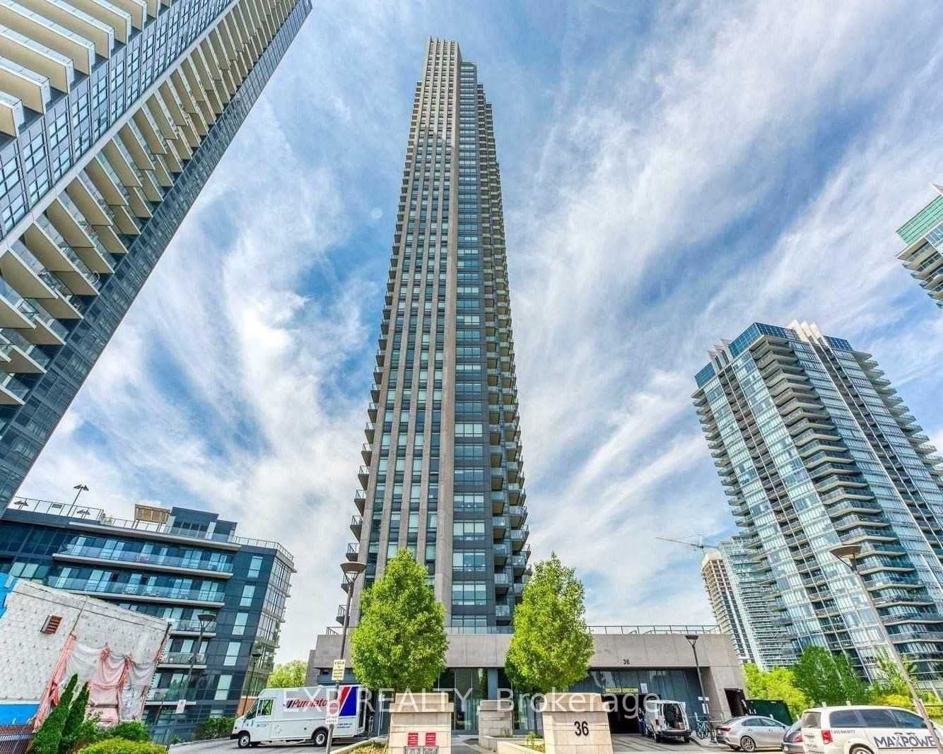 Unit 302 36 Park Lawn Road photo 1