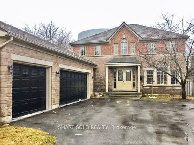 704 Foxcroft Boulevard photo 1