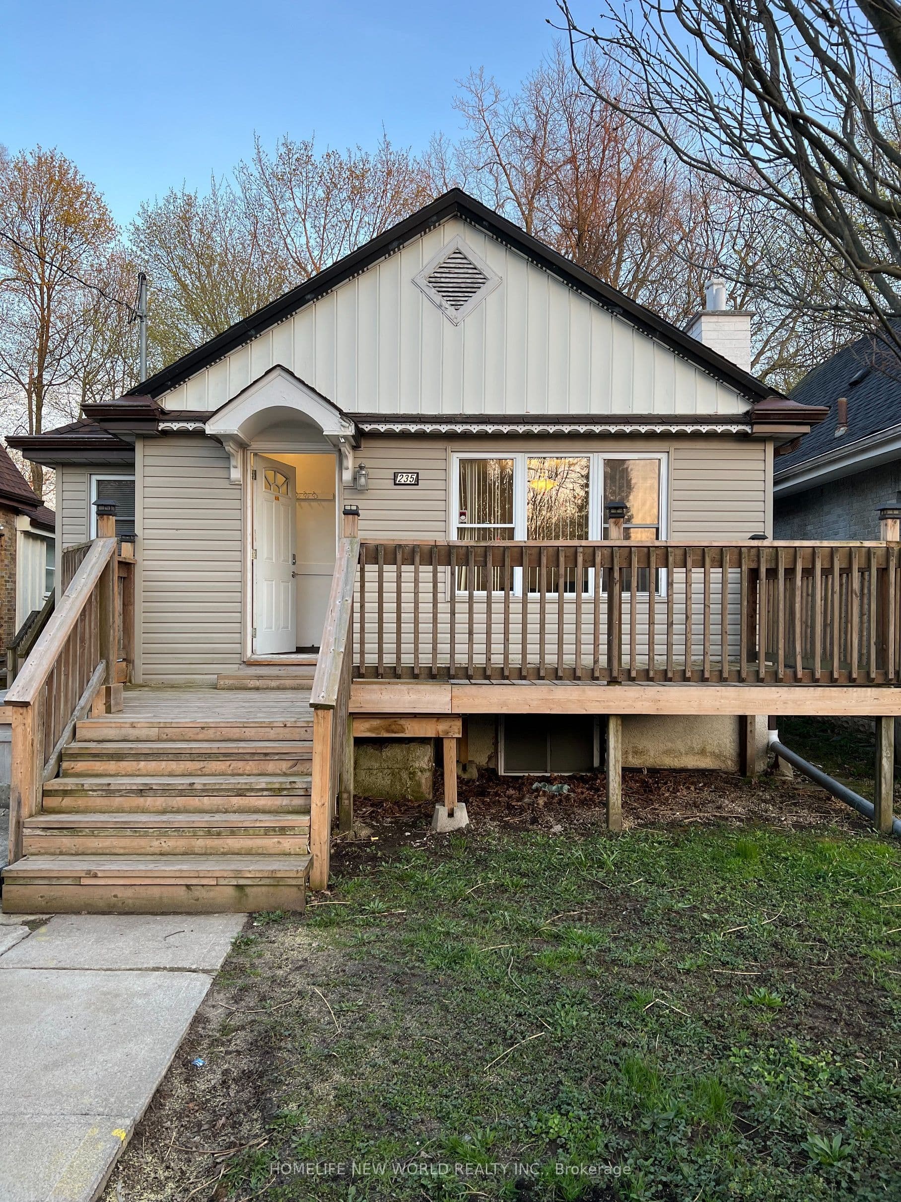 Unit Lower level 235 Bernard Avenue photo 1