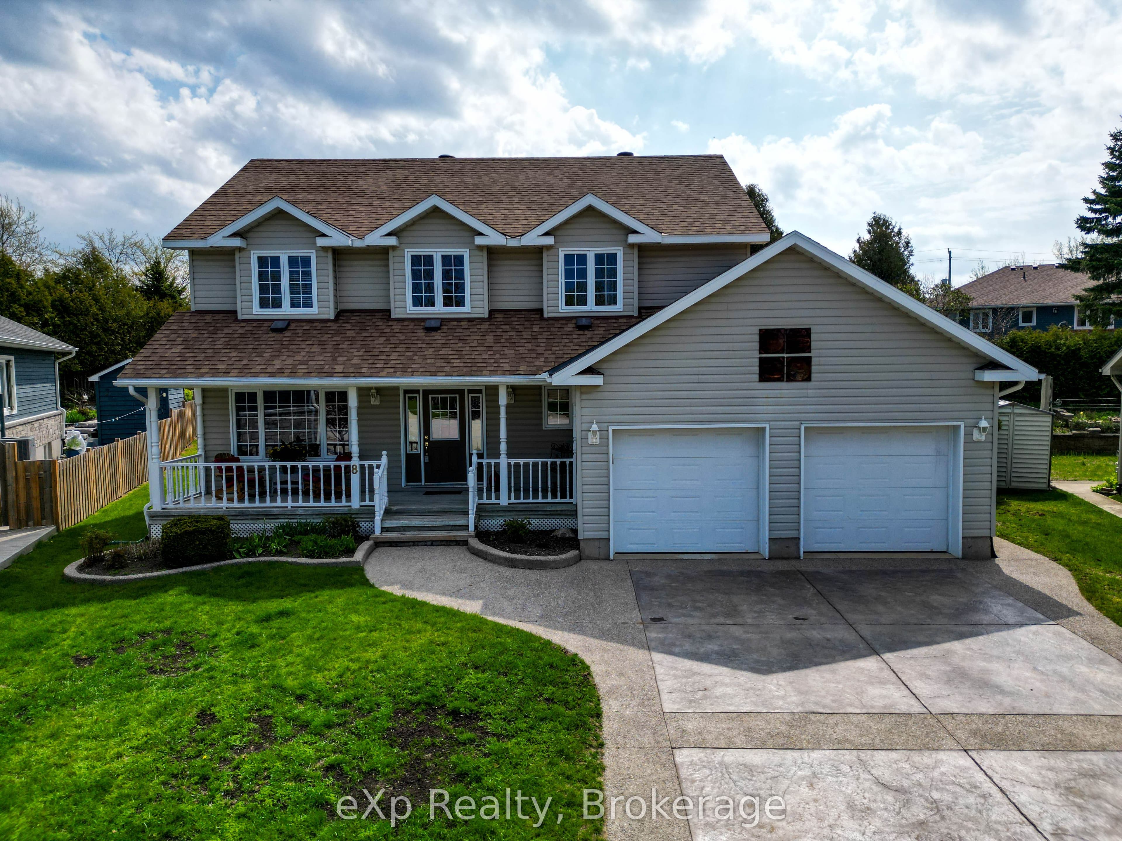 8 Sandpiper Court photo 1