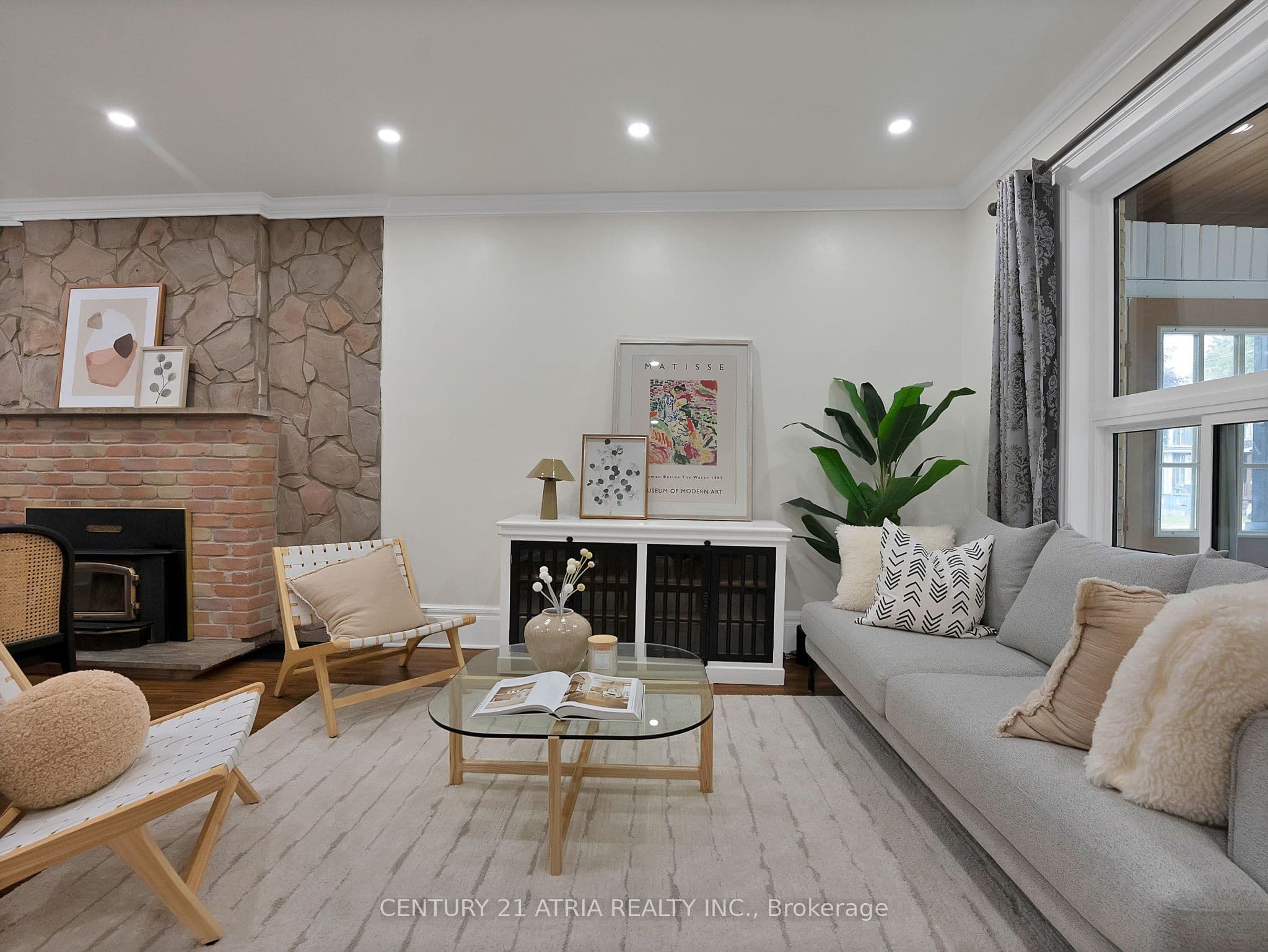 32 Rosevear Avenue photo 1