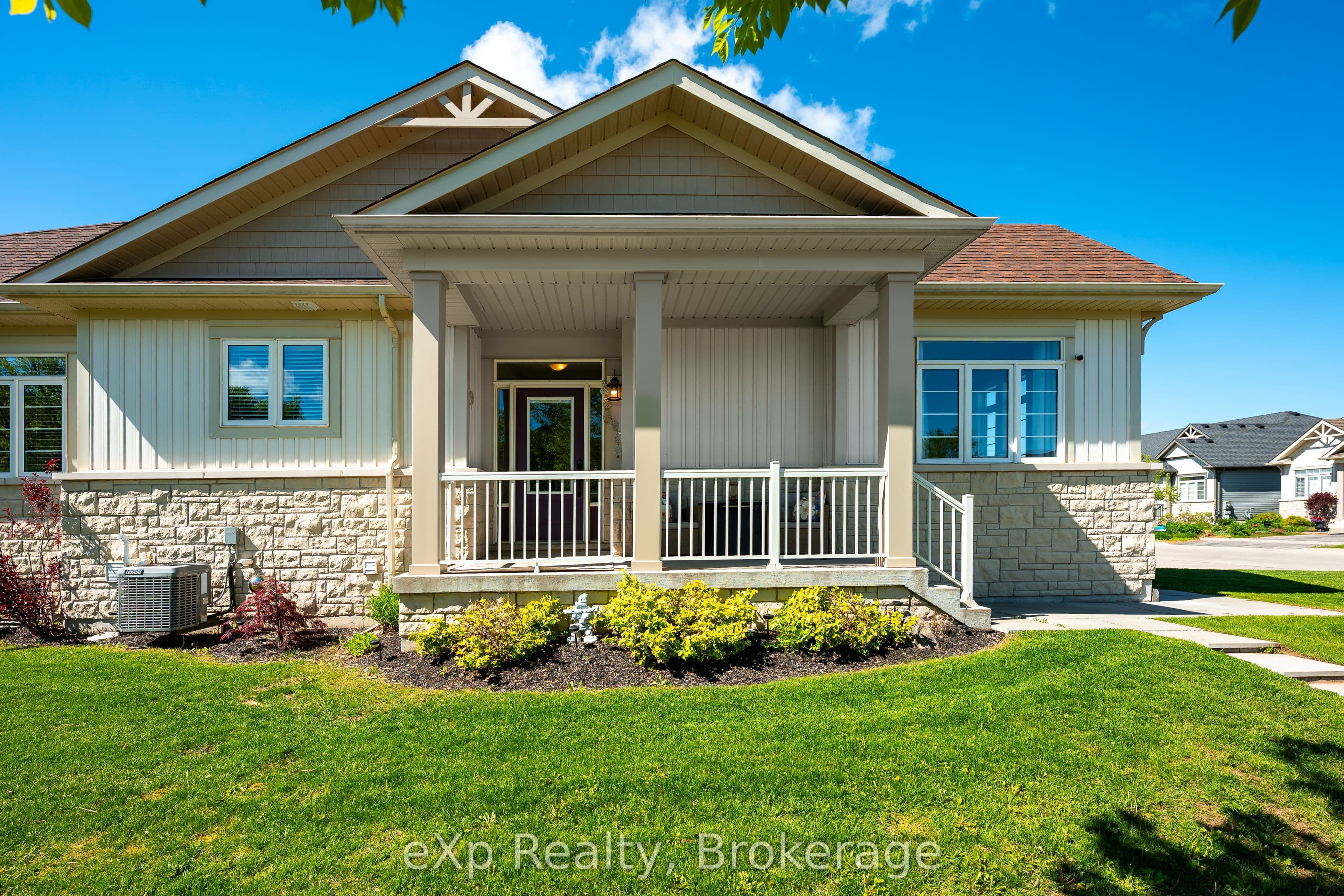 25 Middleton Avenue photo 1