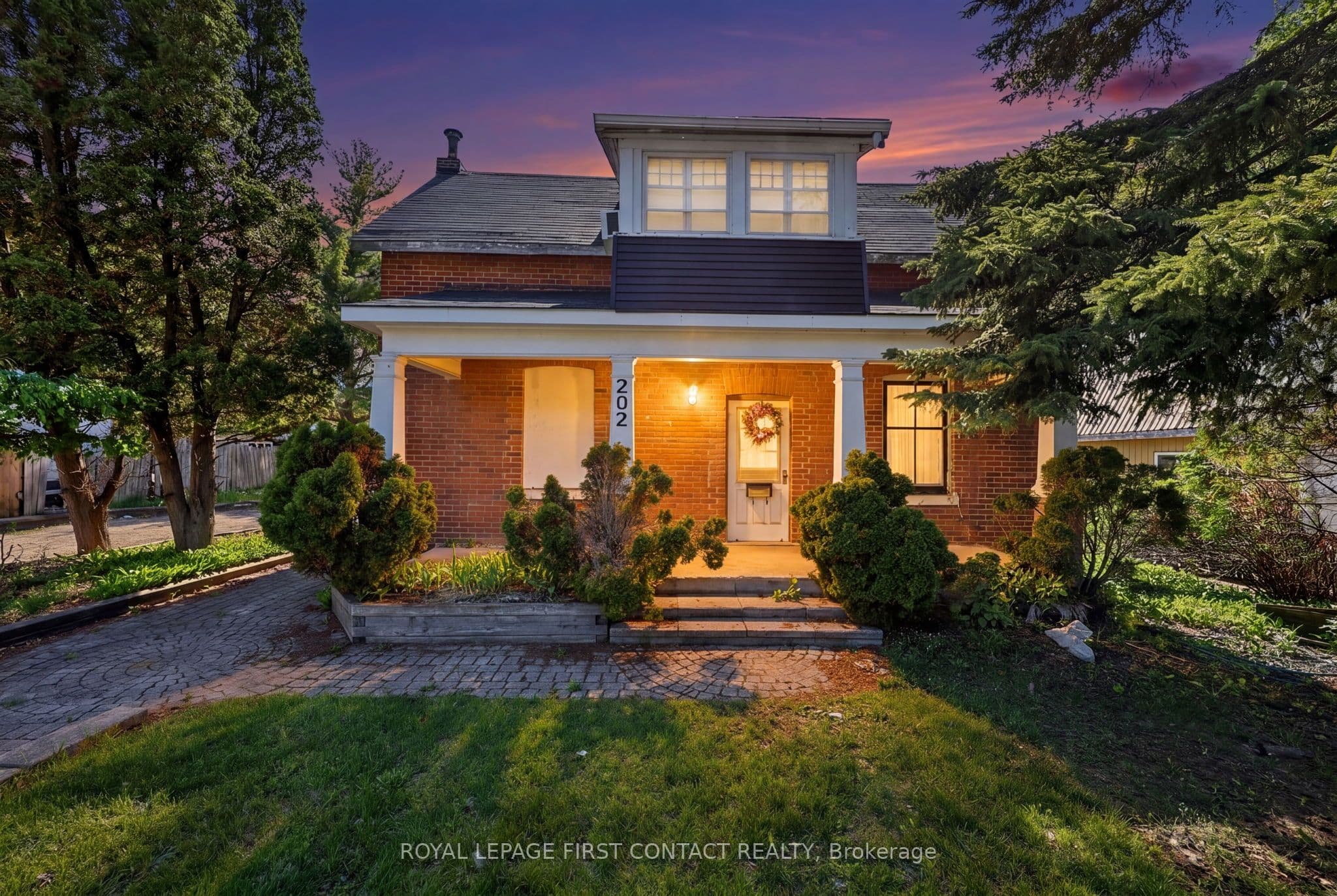 202 Bradford Street photo 1