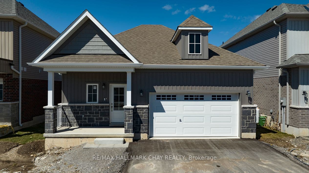 64 Hillcroft Way photo 1
