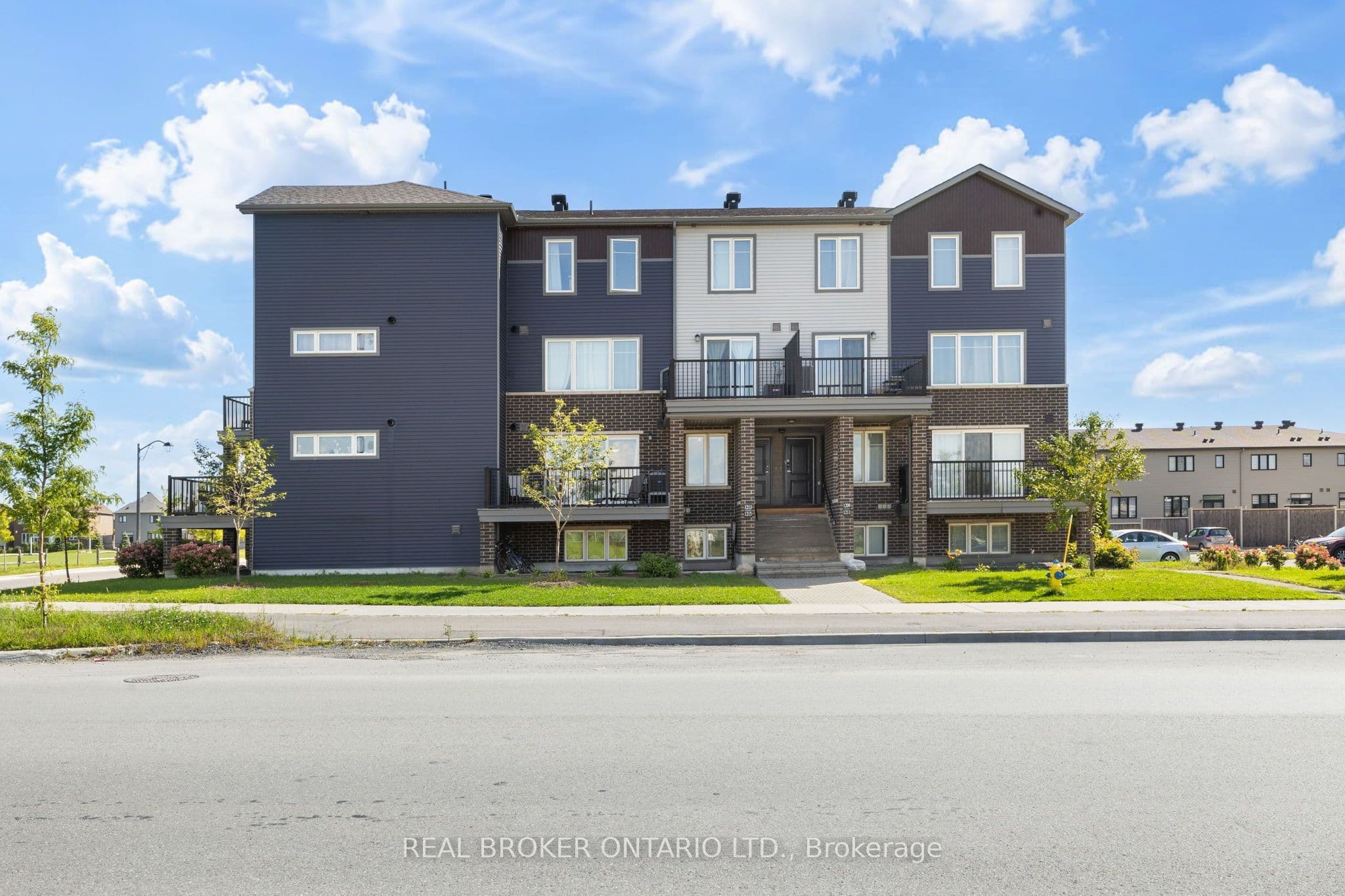 Unit 2 1213 Chapman Mills Drive photo 1