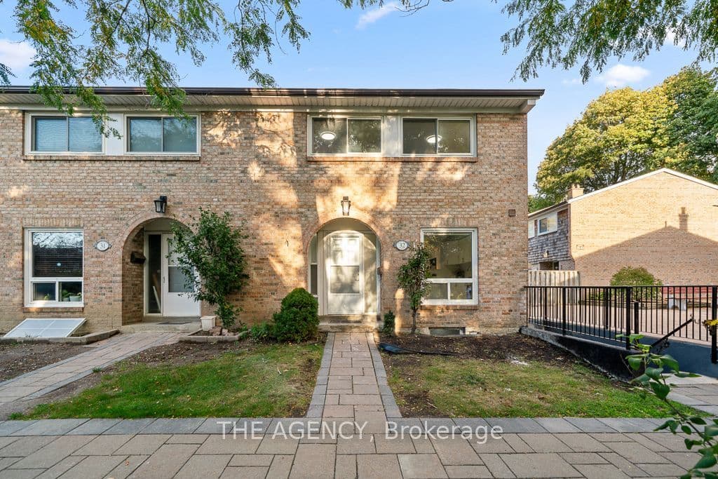 Unit 32 1 Wootten Way photo 1
