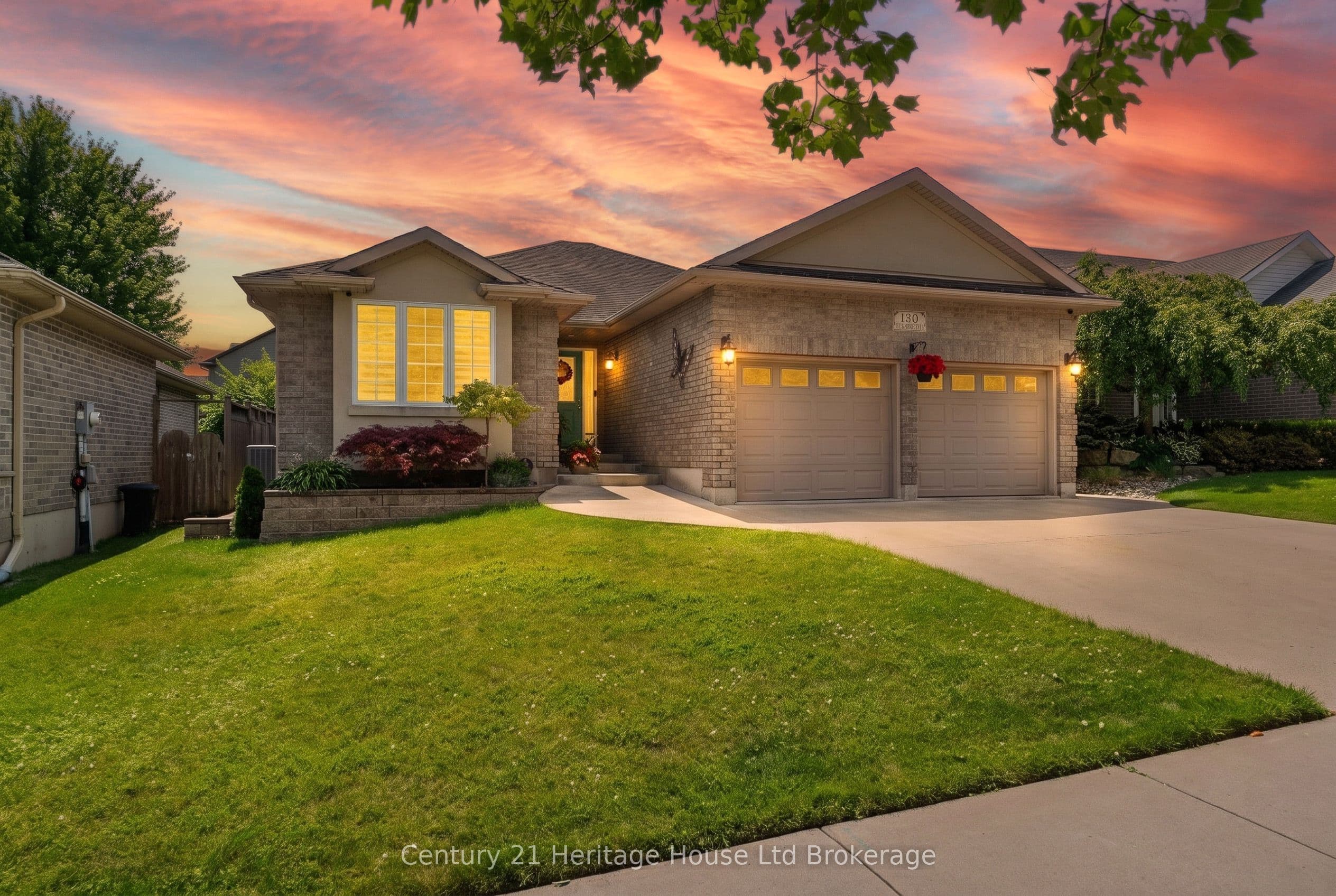 150 Forestway Trail photo 1