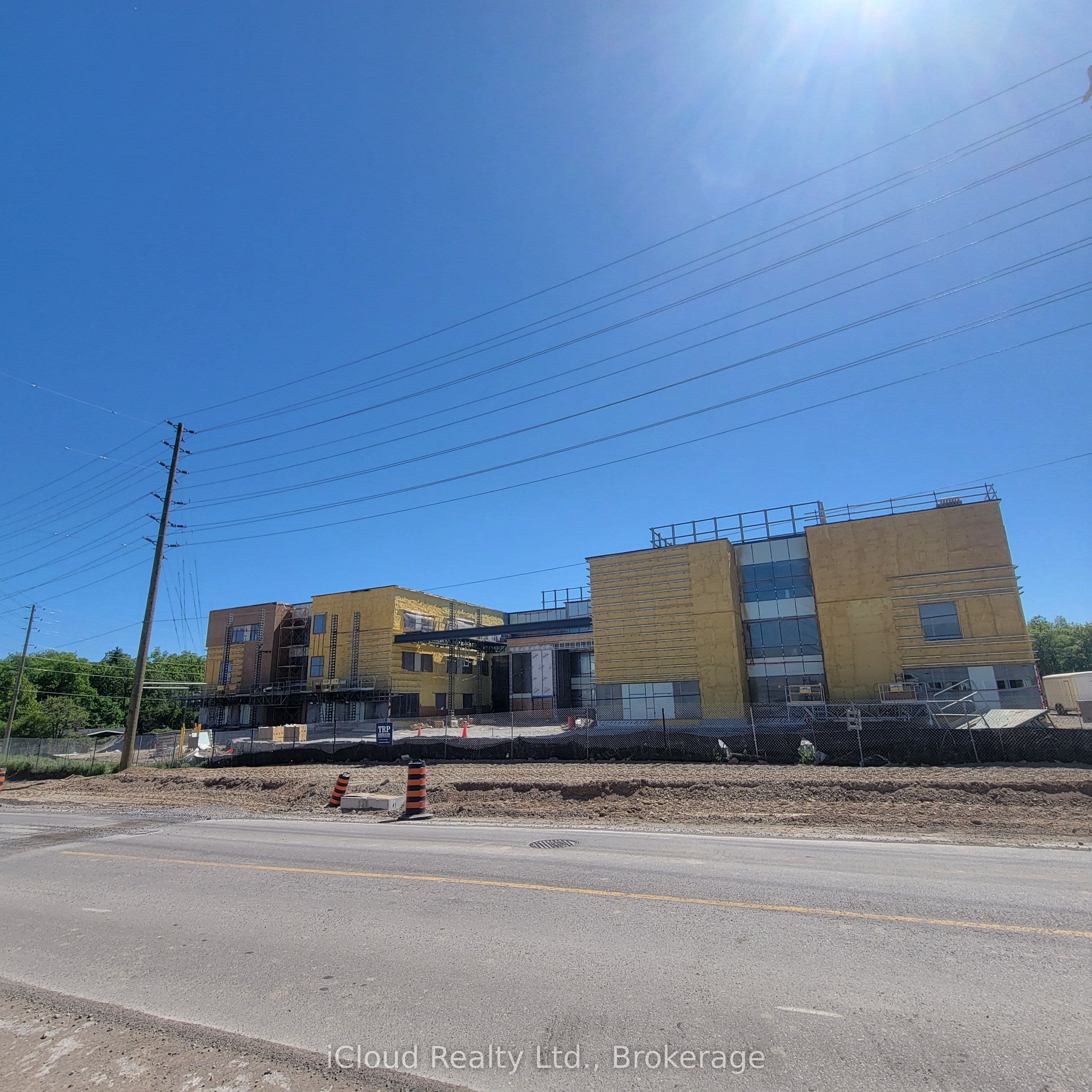 3523 Post Road photo 1
