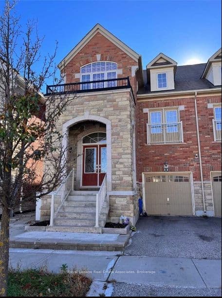 11 Zeng Cheng Drive photo 1