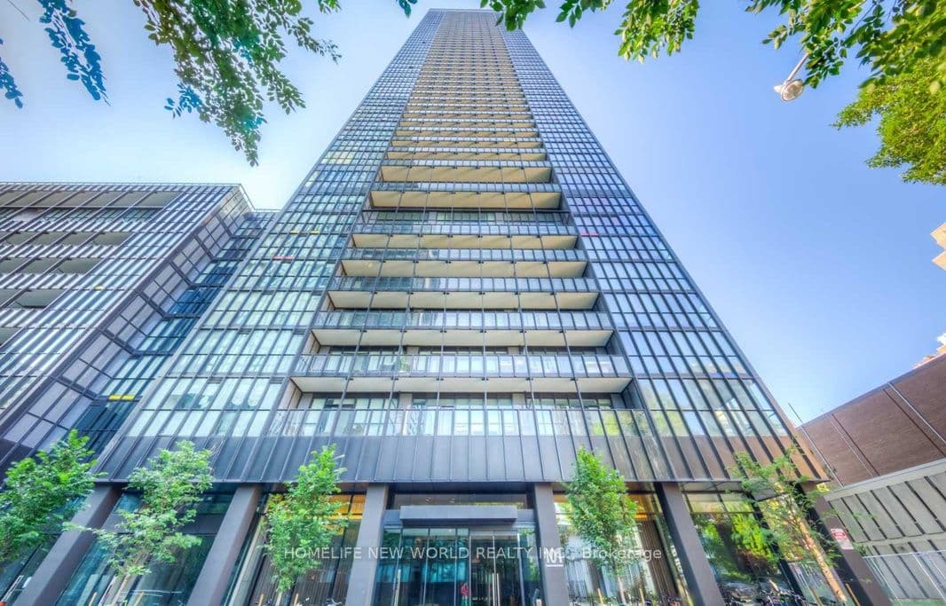 Unit 1306 101 Charles Street photo 1