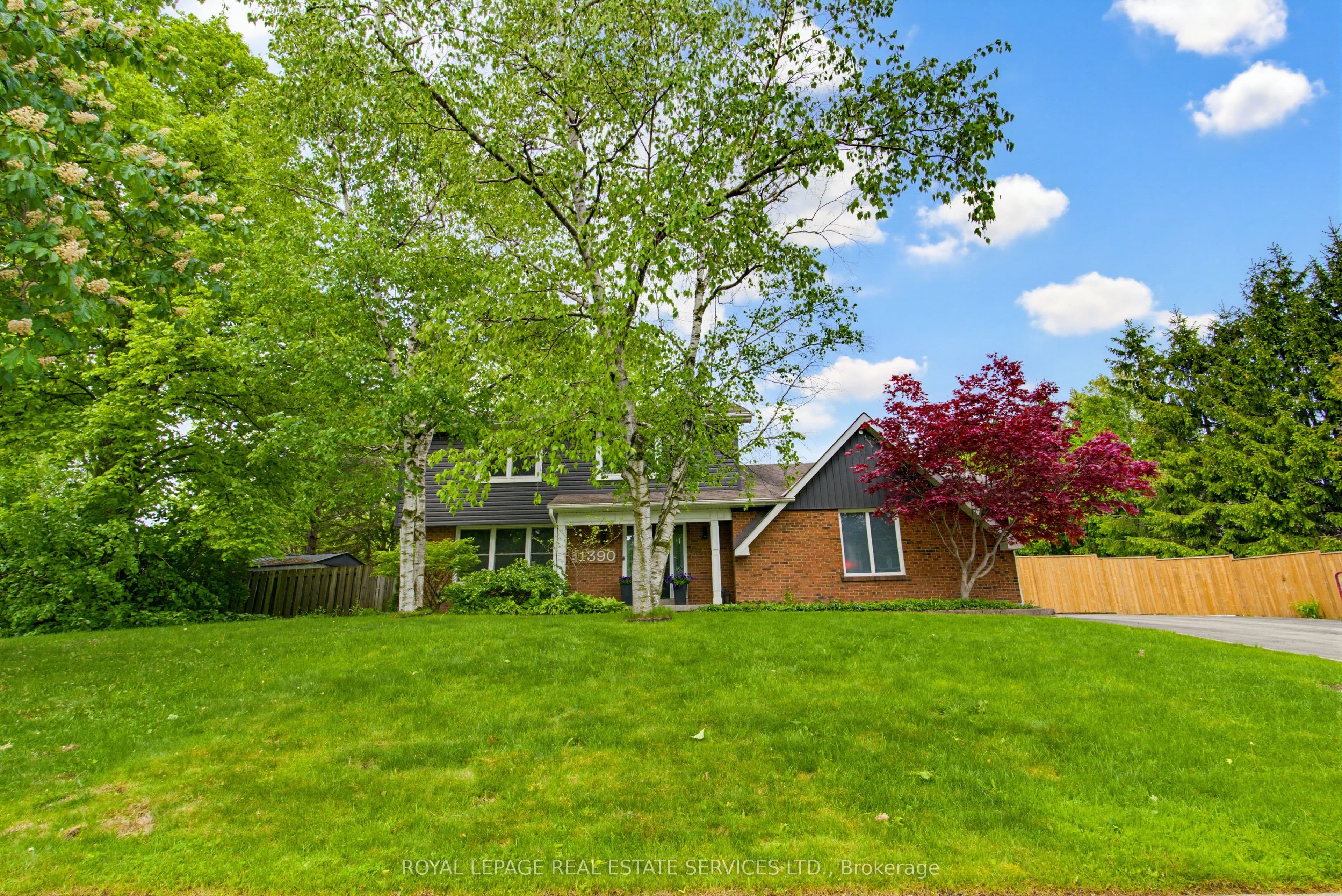 1390 Peerless Court photo 1