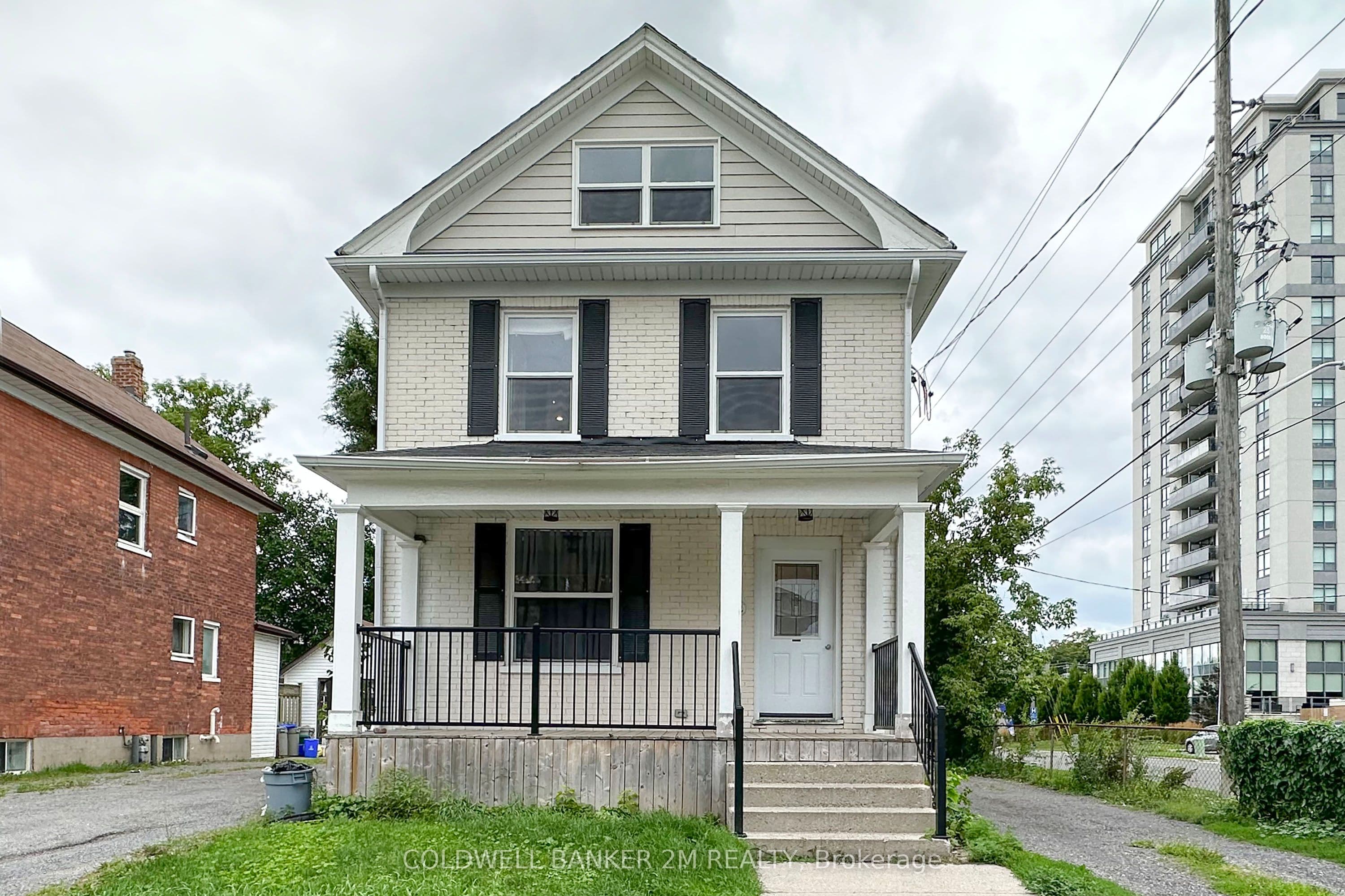 Unit 1 242 Kendal Avenue photo 1