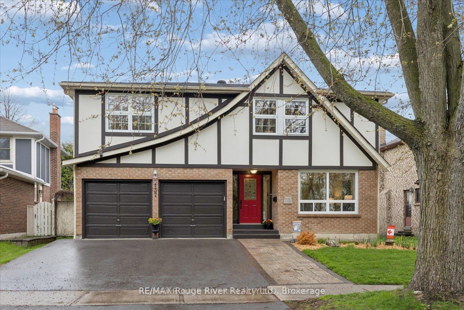 137 Pringle Drive photo 1
