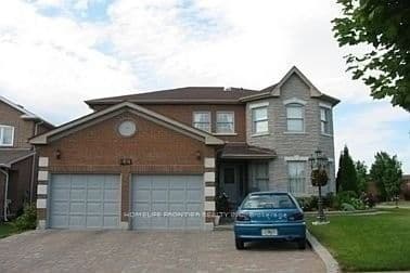 Unit Lower Apartment 144 Shaftsbury Avenue photo 1