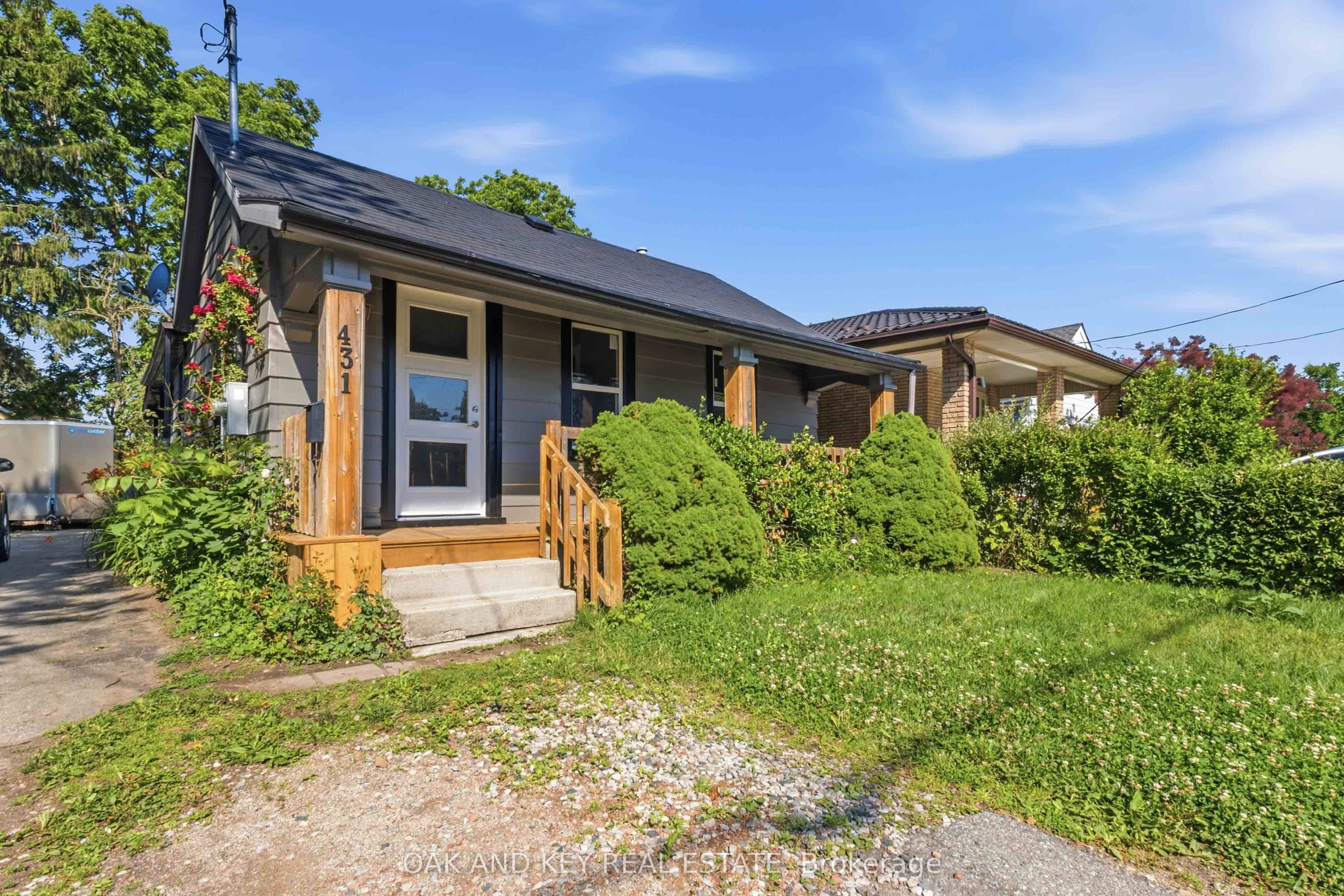 431 Burdick Place photo 1
