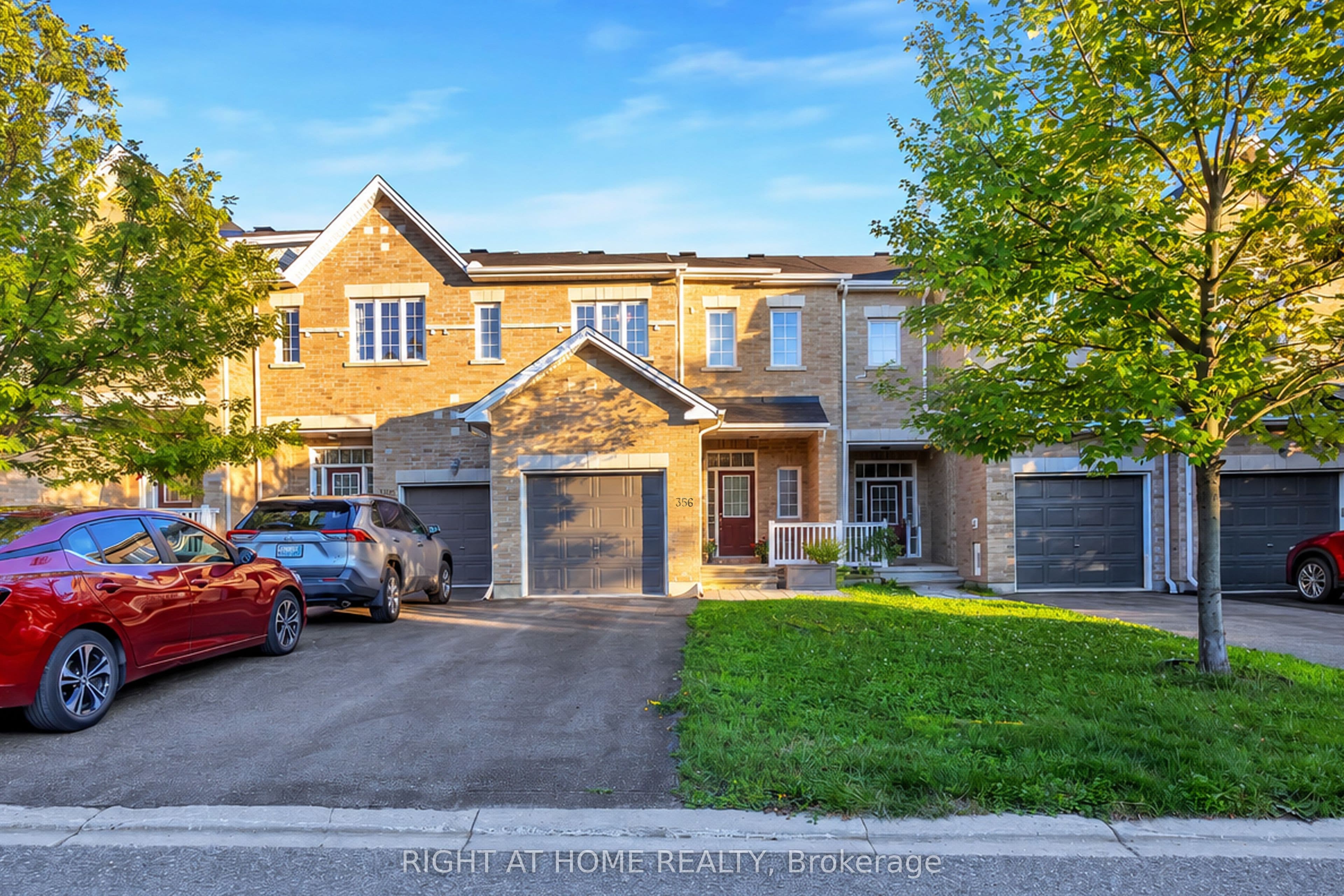 356 Kingbrook Drive photo 1