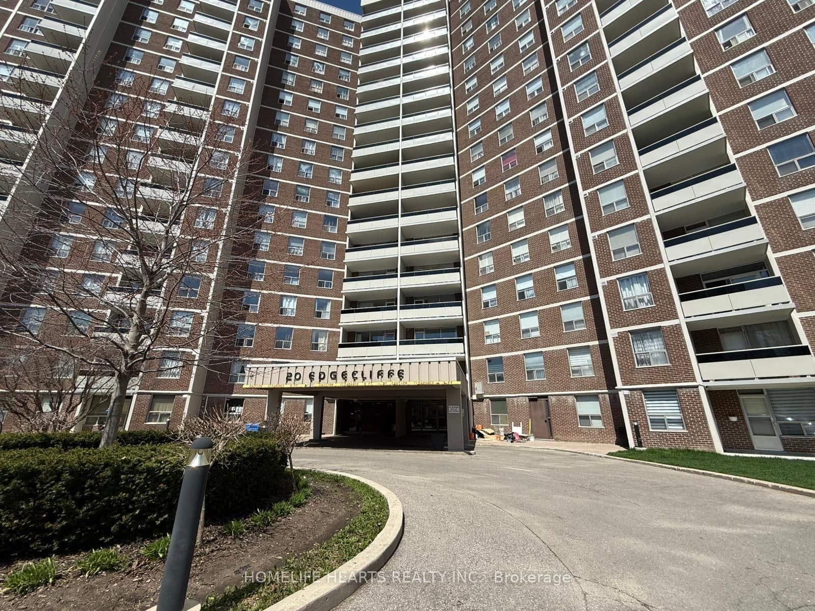 Unit 315 20 Edgecliff Golfway photo 1