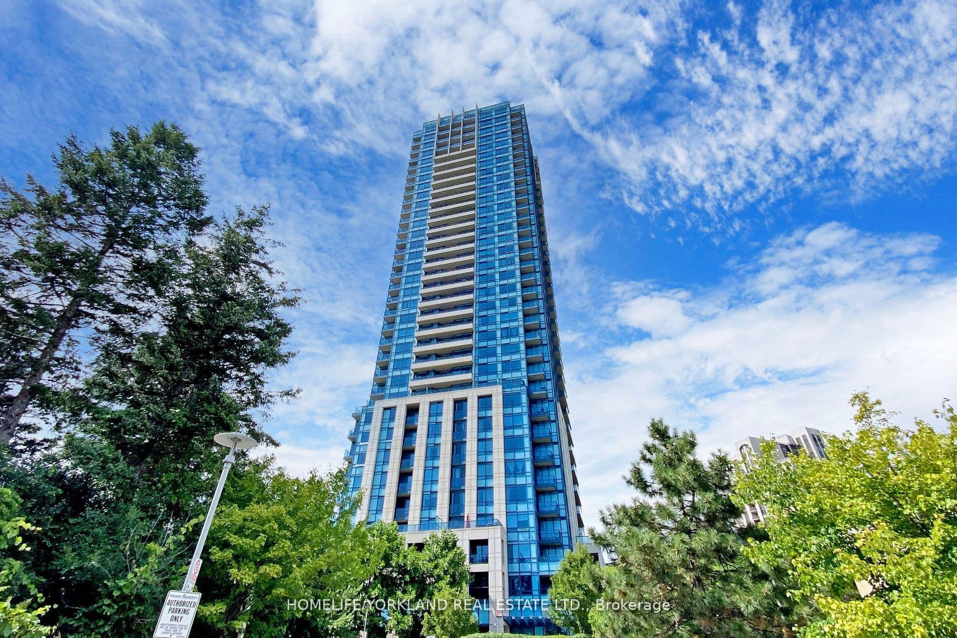 Unit 411 181 Wynford Drive photo 1