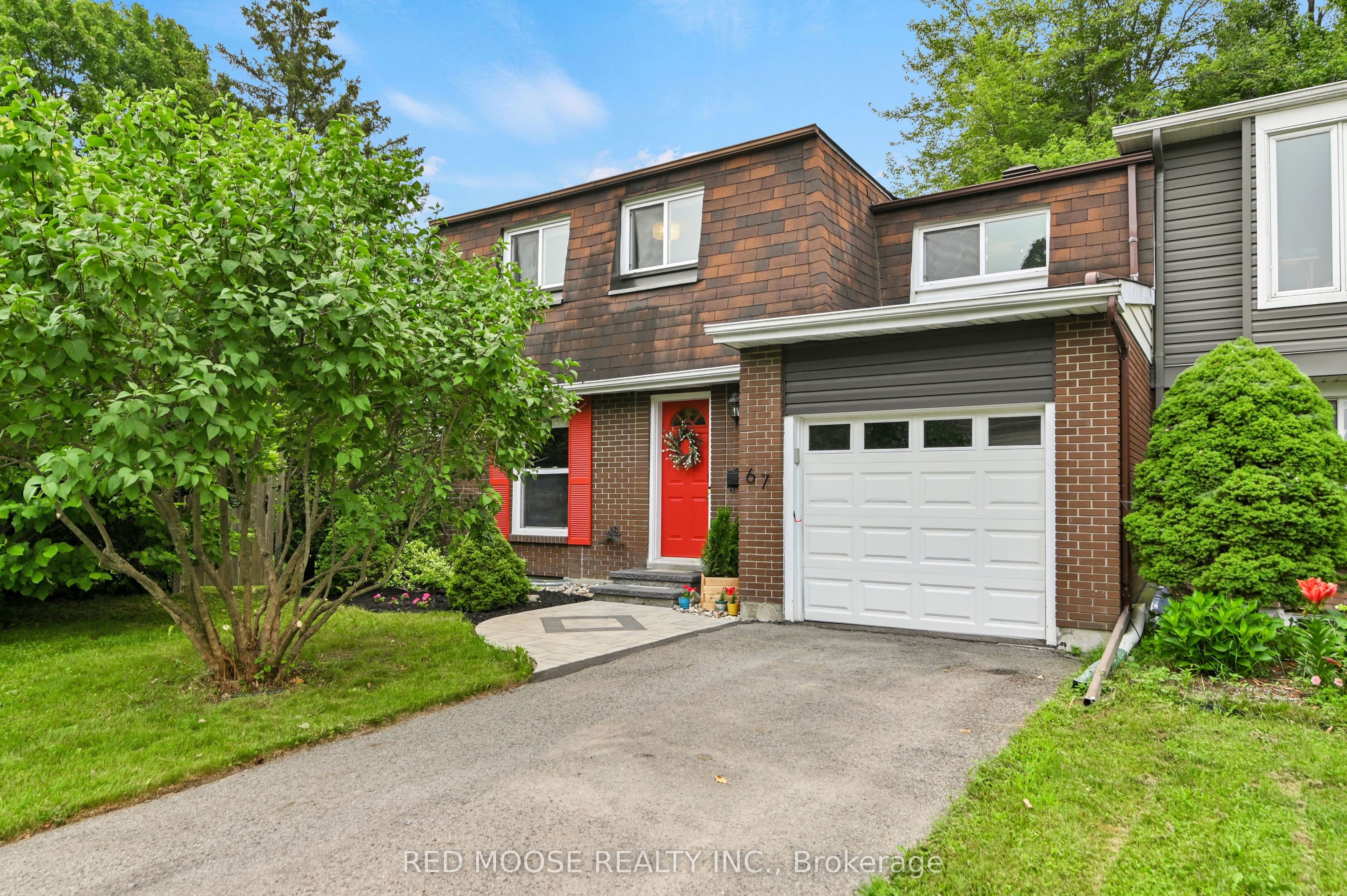 67 Valewood Crescent photo 1