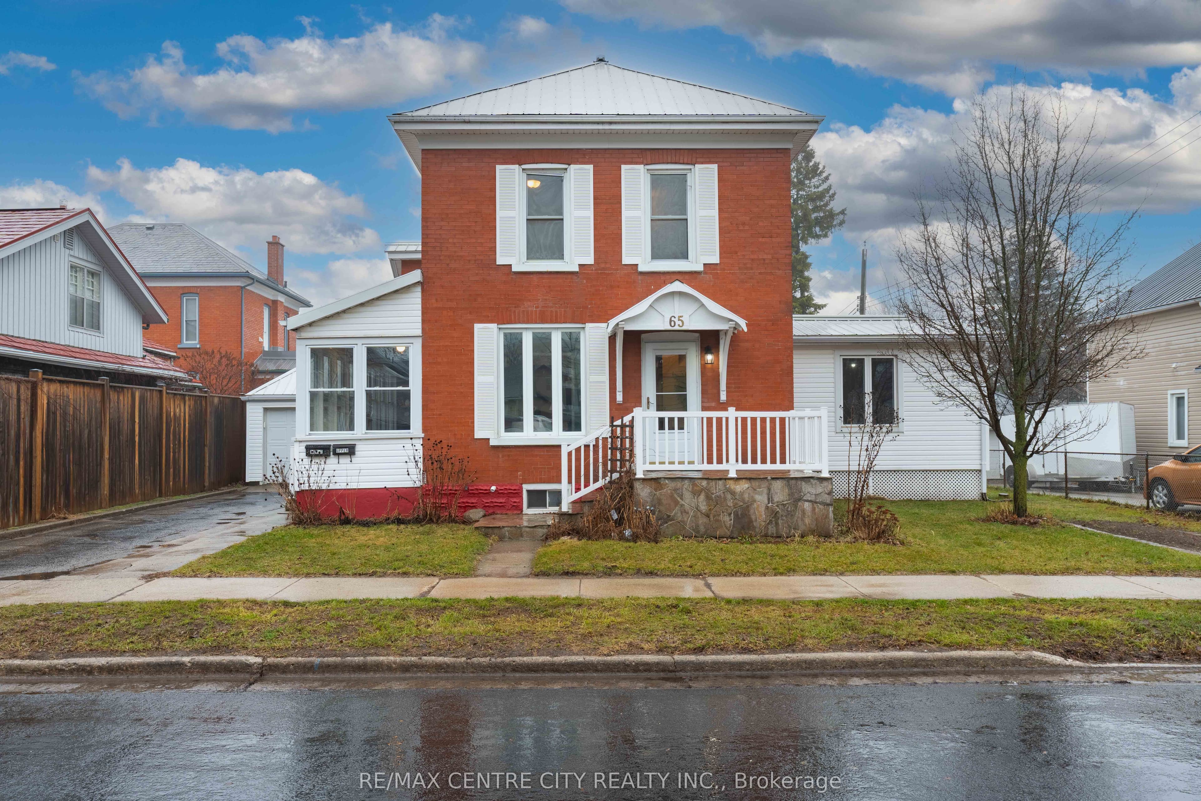 65 King Street photo 1
