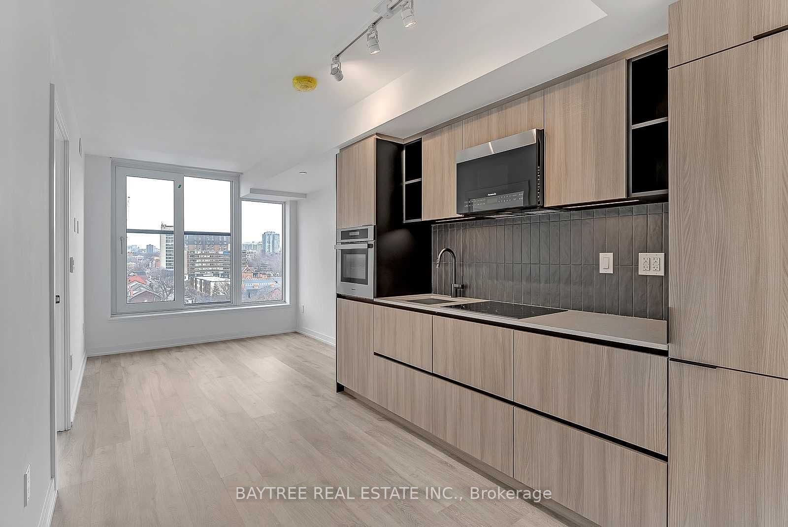 Unit 908 2 Augusta Avenue photo 1